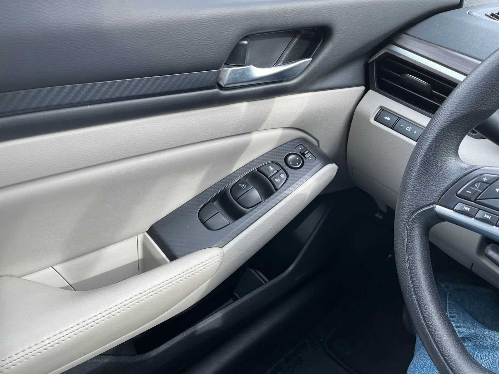 Thumbnail: 2025 Nissan Altima - 20