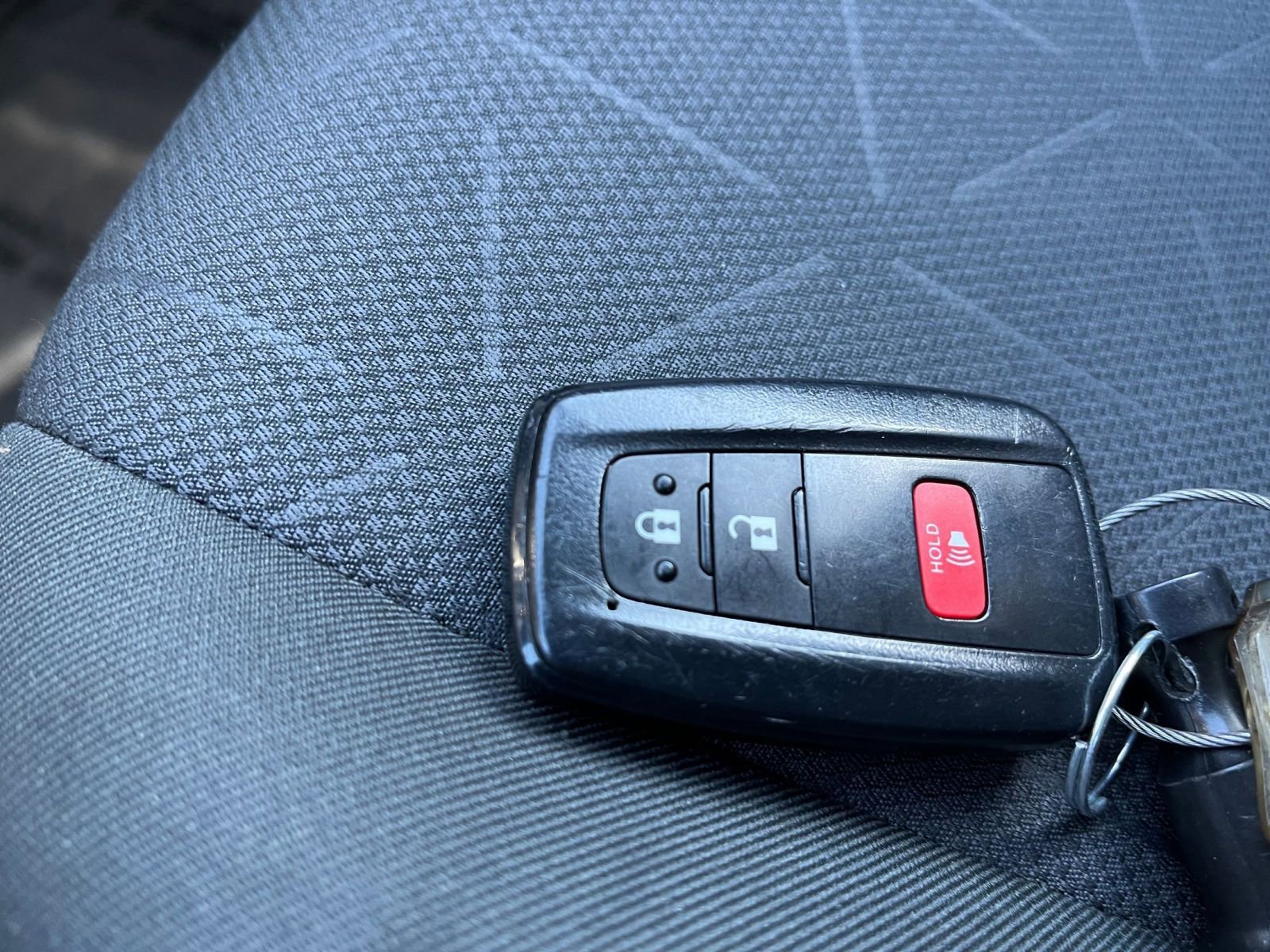 Thumbnail: 2024 Toyota RAV4 - 21