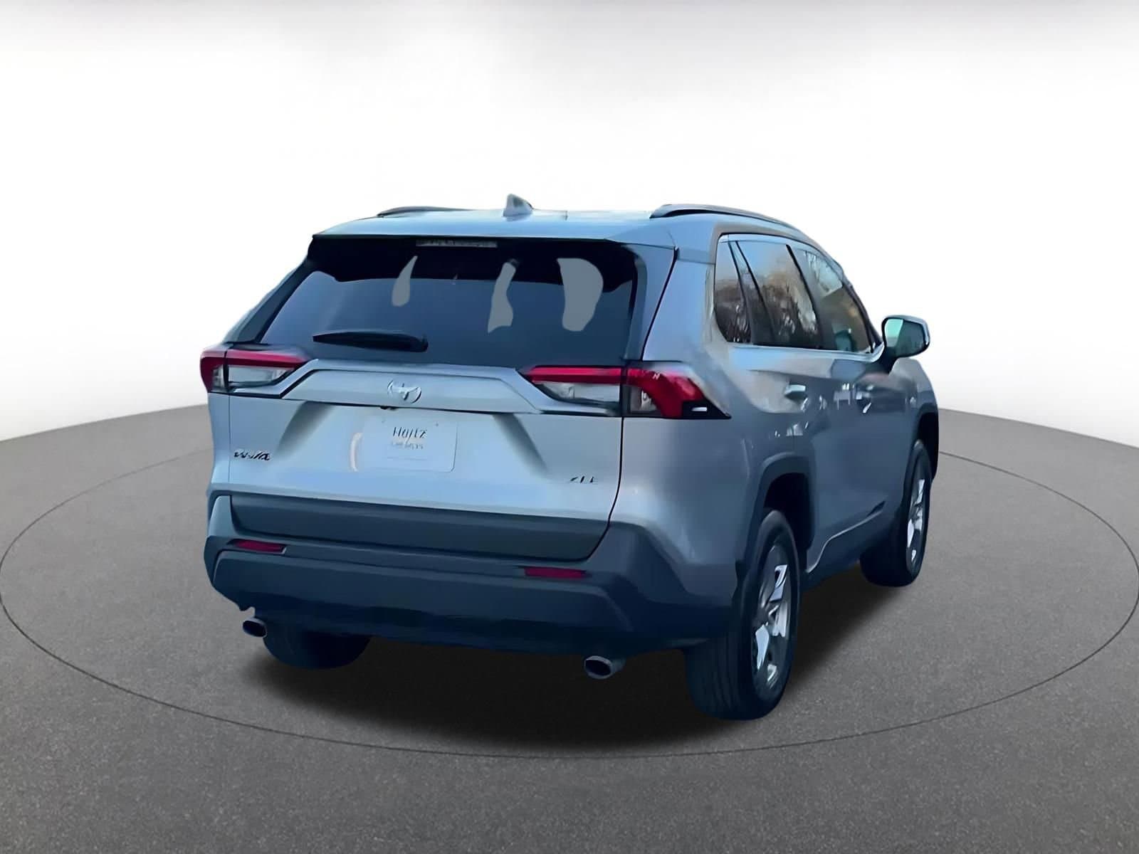 Thumbnail: 2025 Toyota RAV4 - 15