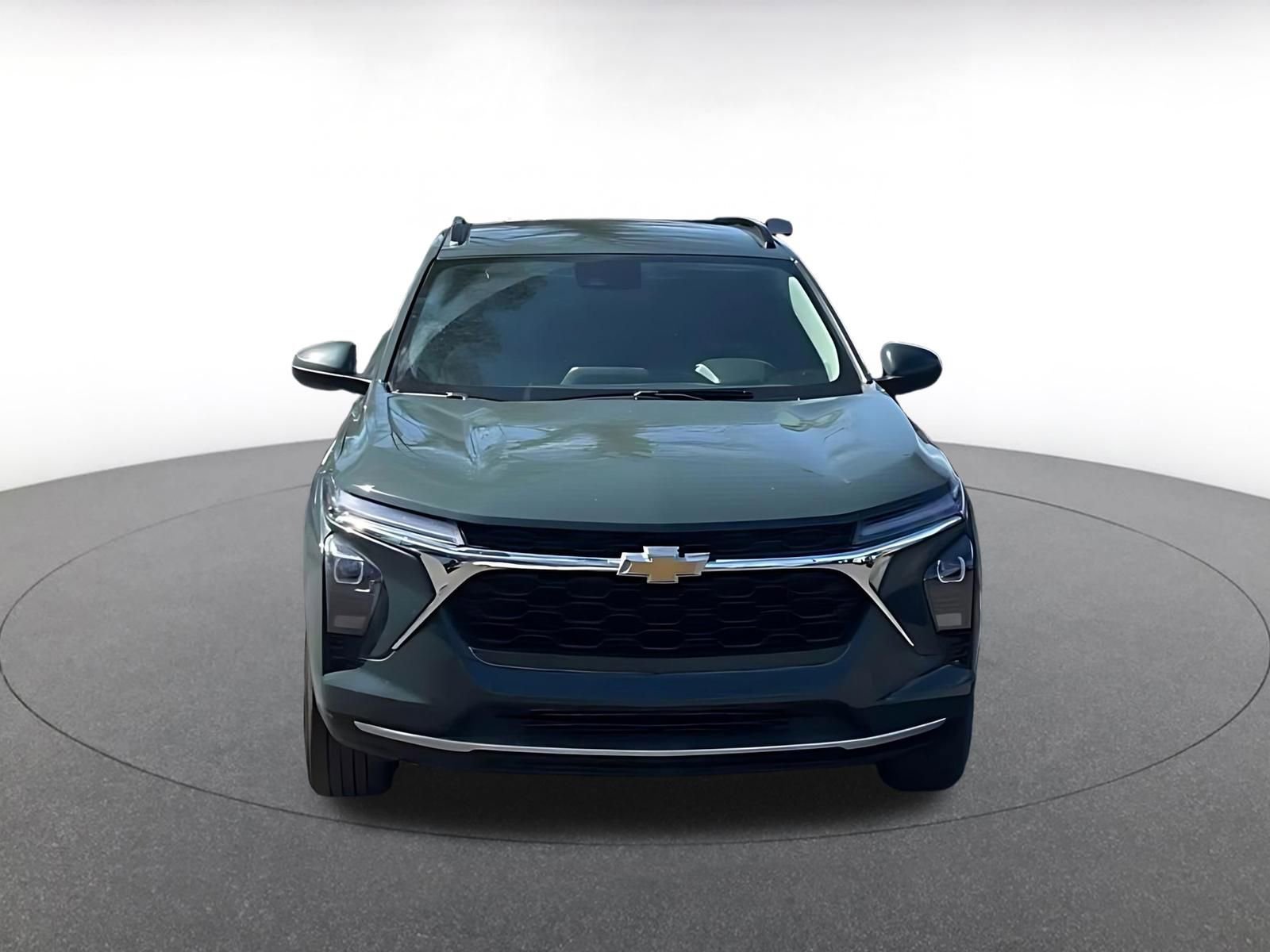 Thumbnail: 2025 Chevrolet Trax - 4