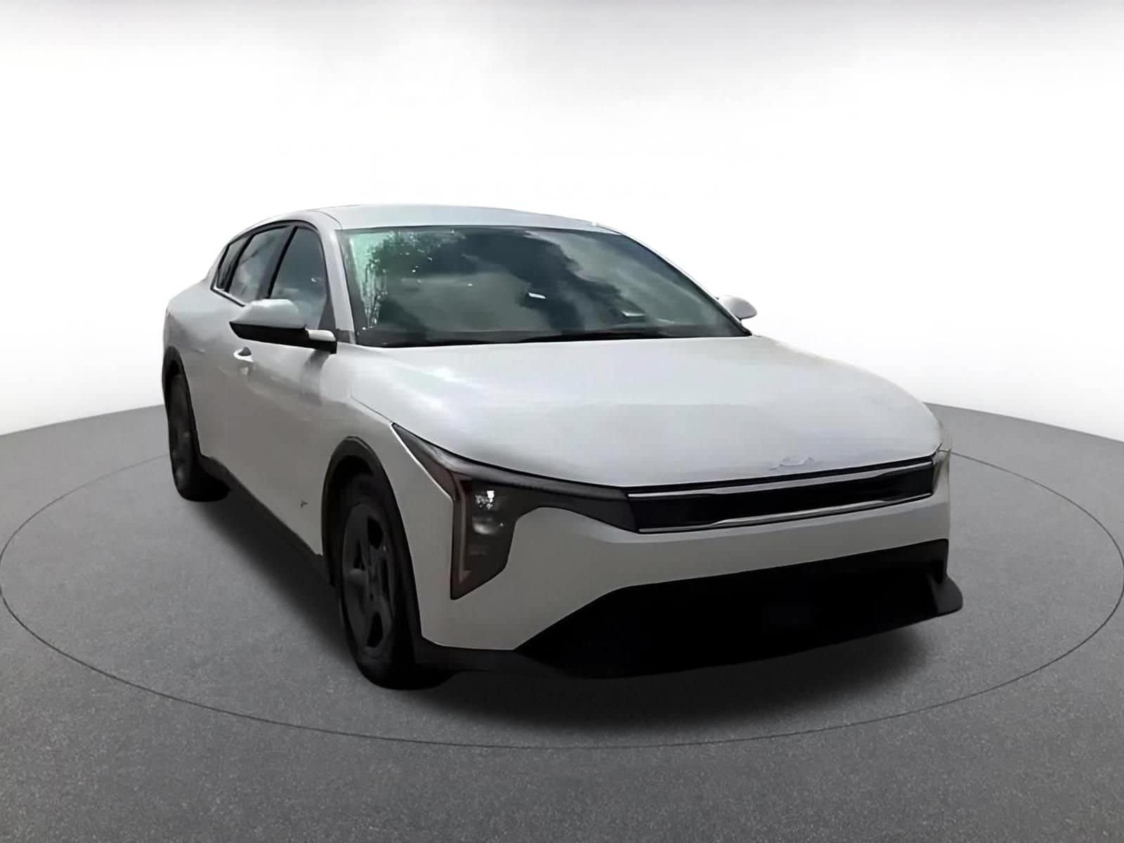 Thumbnail: 2025 Kia K4 - 3
