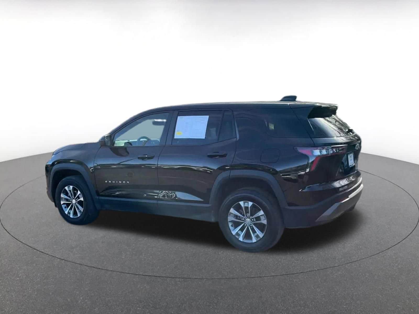 Thumbnail: 2025 Chevrolet Equinox - 10