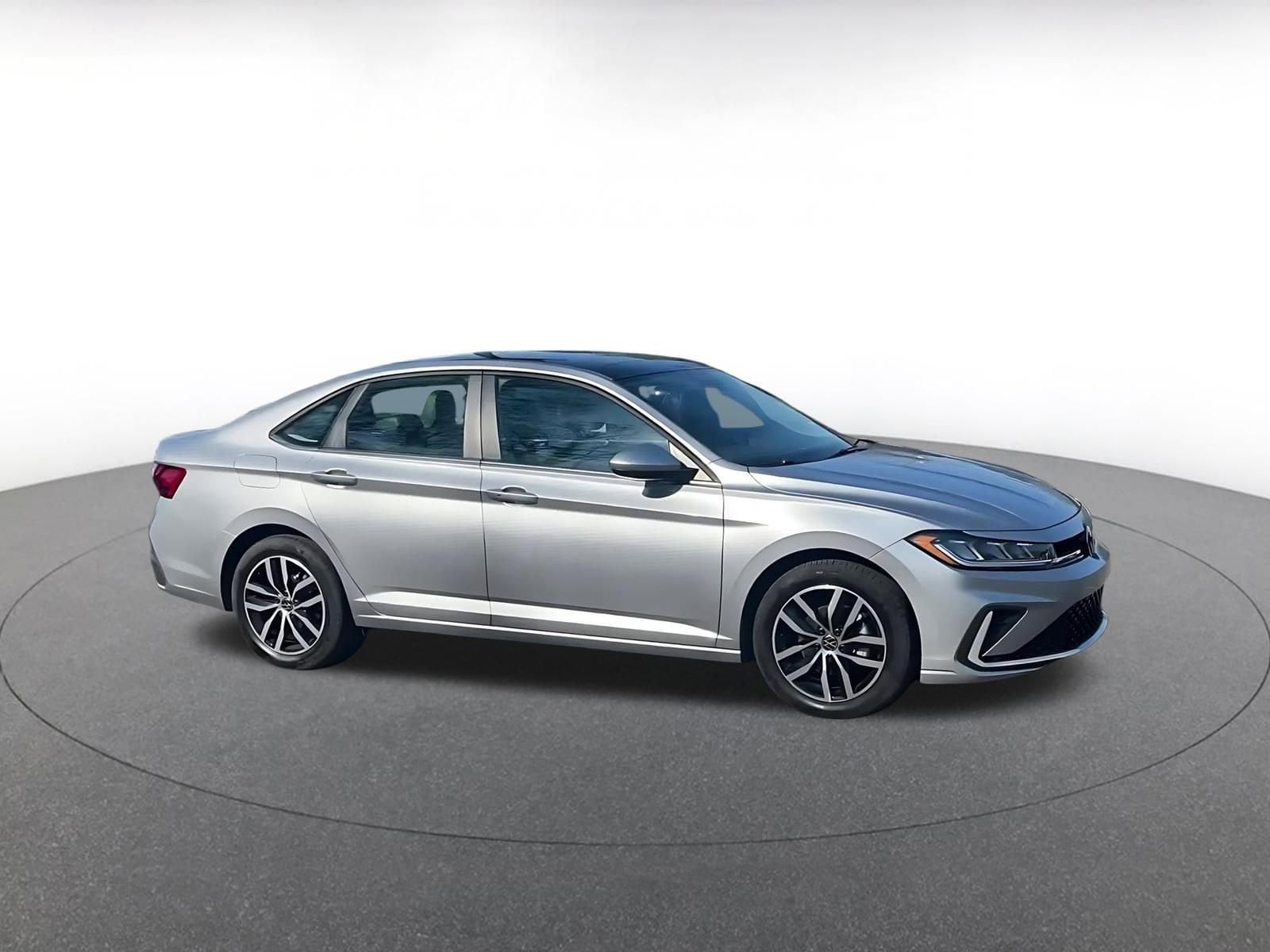 Thumbnail: 2025 Volkswagen Jetta - 2