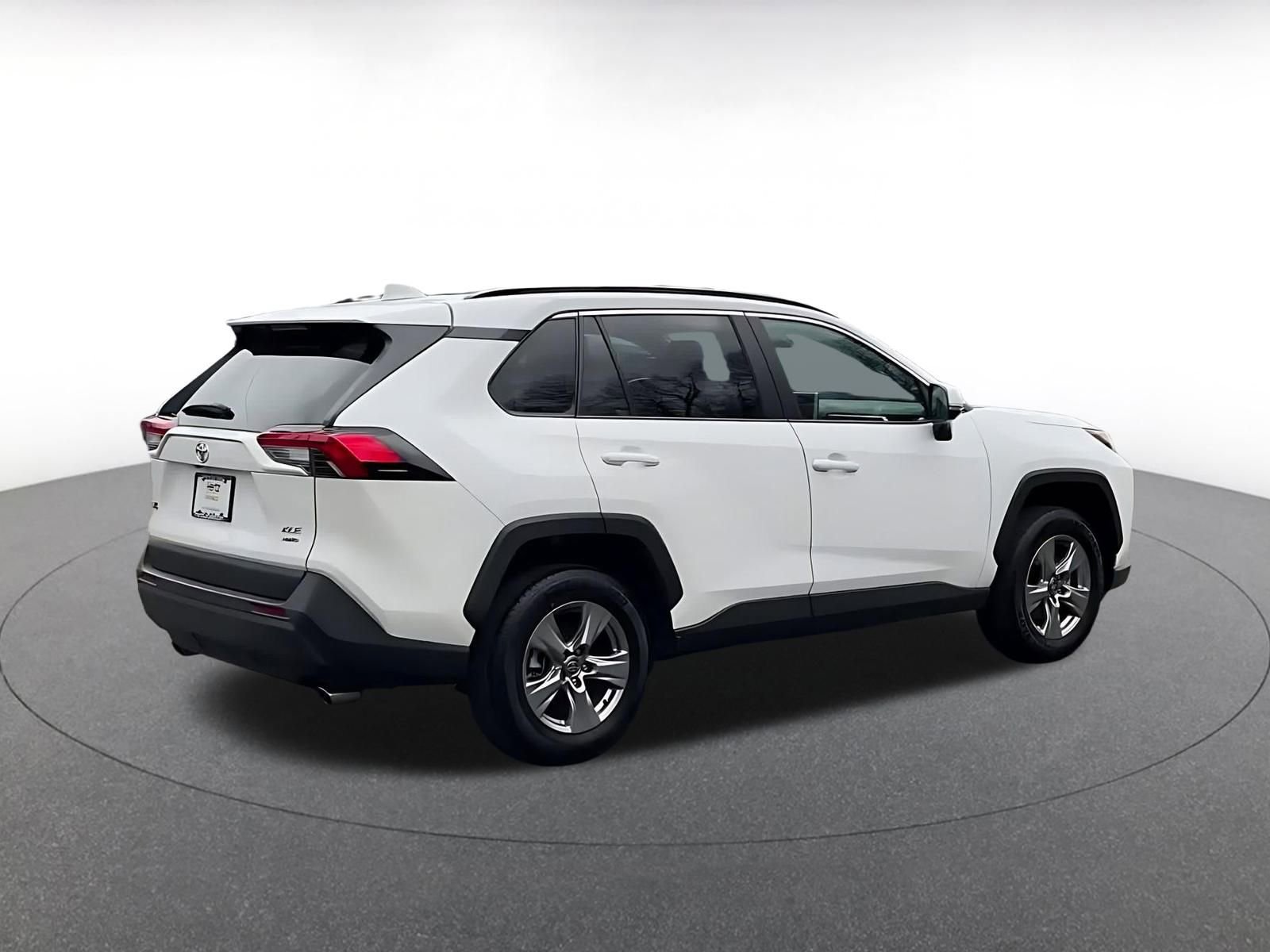 Thumbnail: 2025 Toyota RAV4 - 15