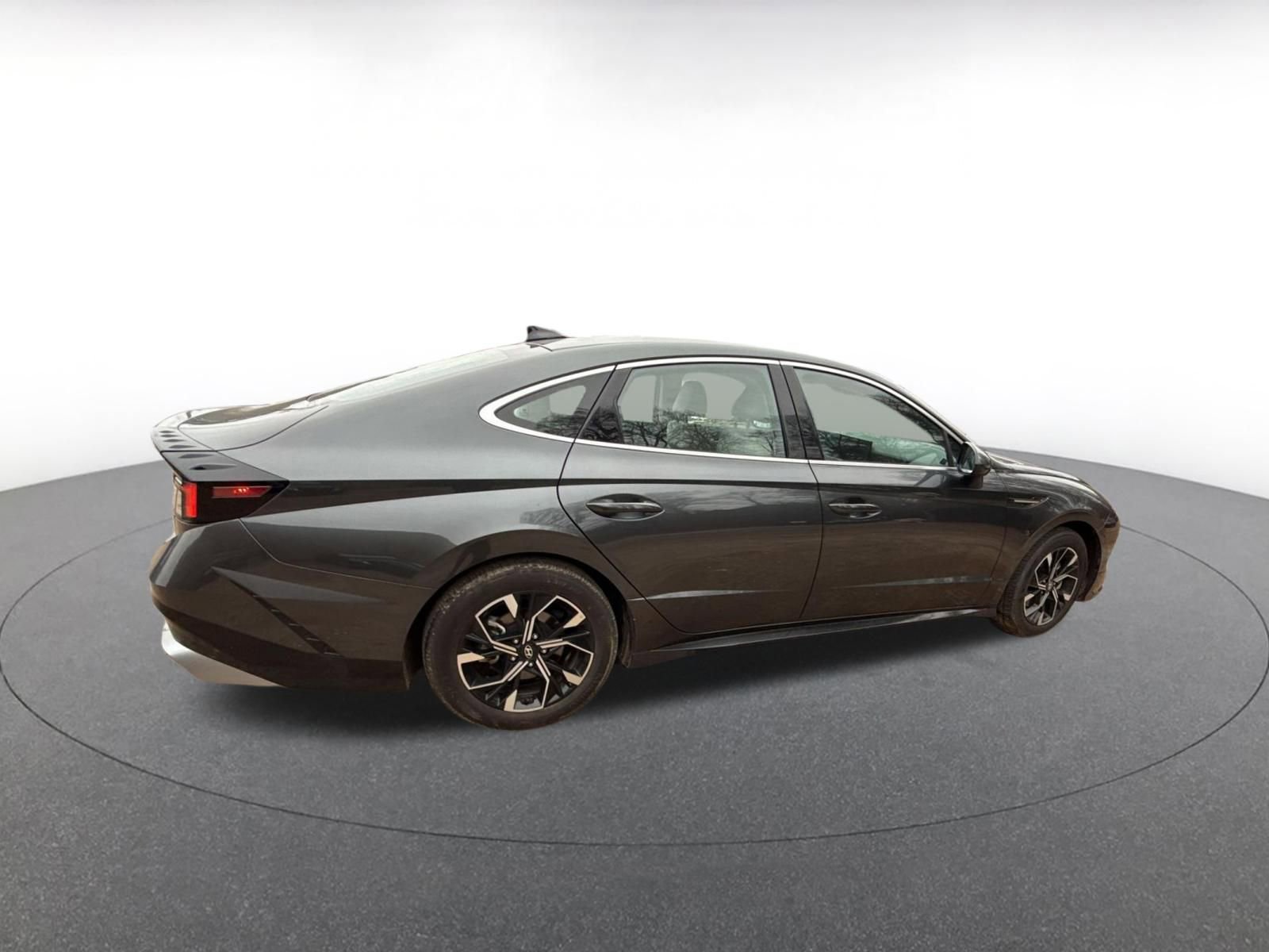 Thumbnail: 2025 Hyundai Sonata - 11