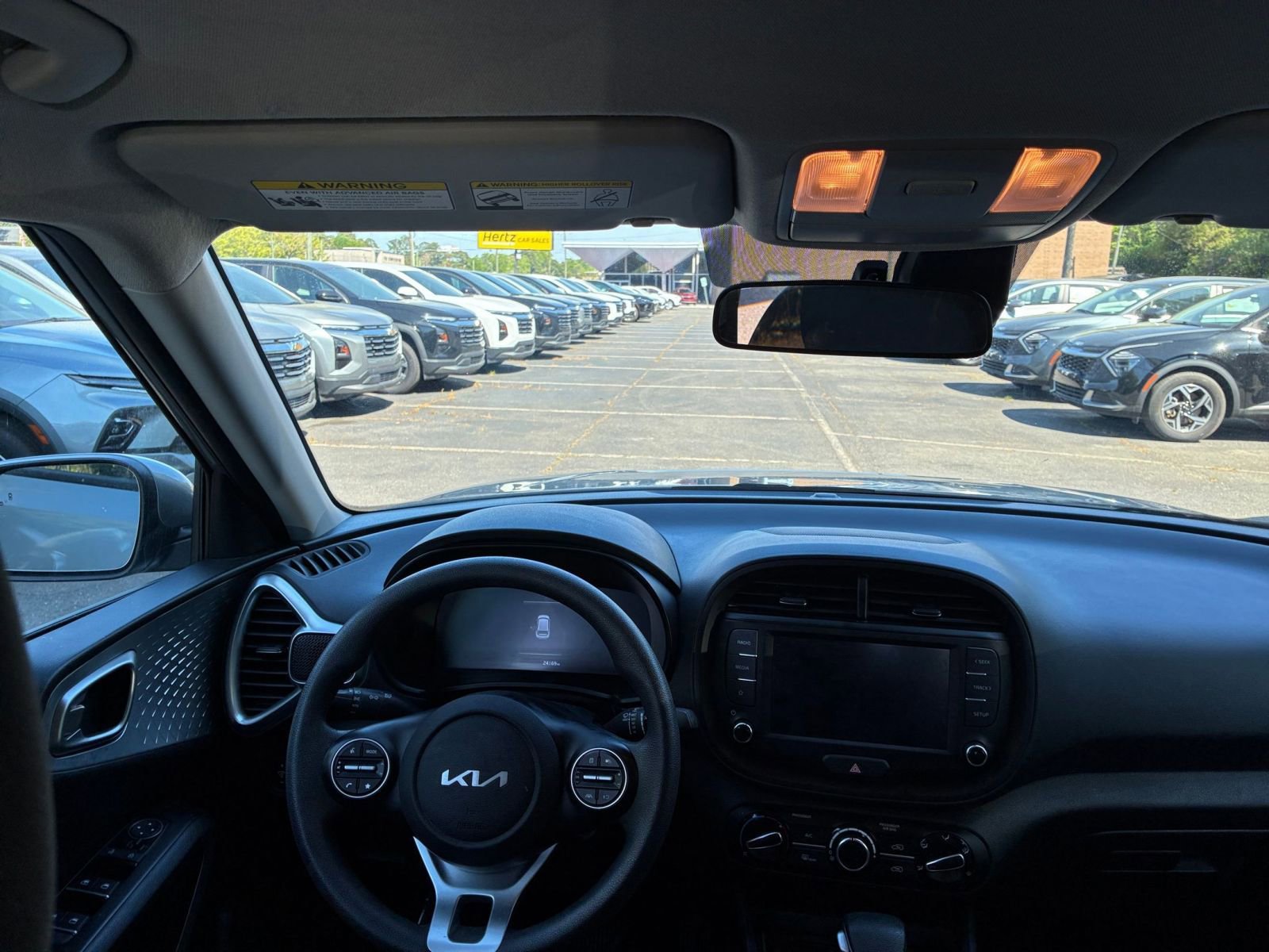 Thumbnail: 2025 Kia Soul - 32