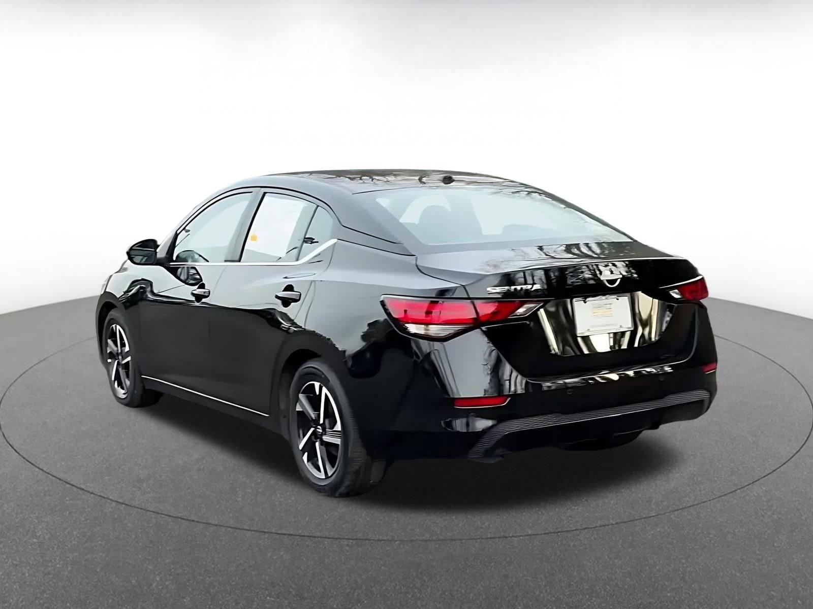 Thumbnail: 2025 Nissan Sentra - 12