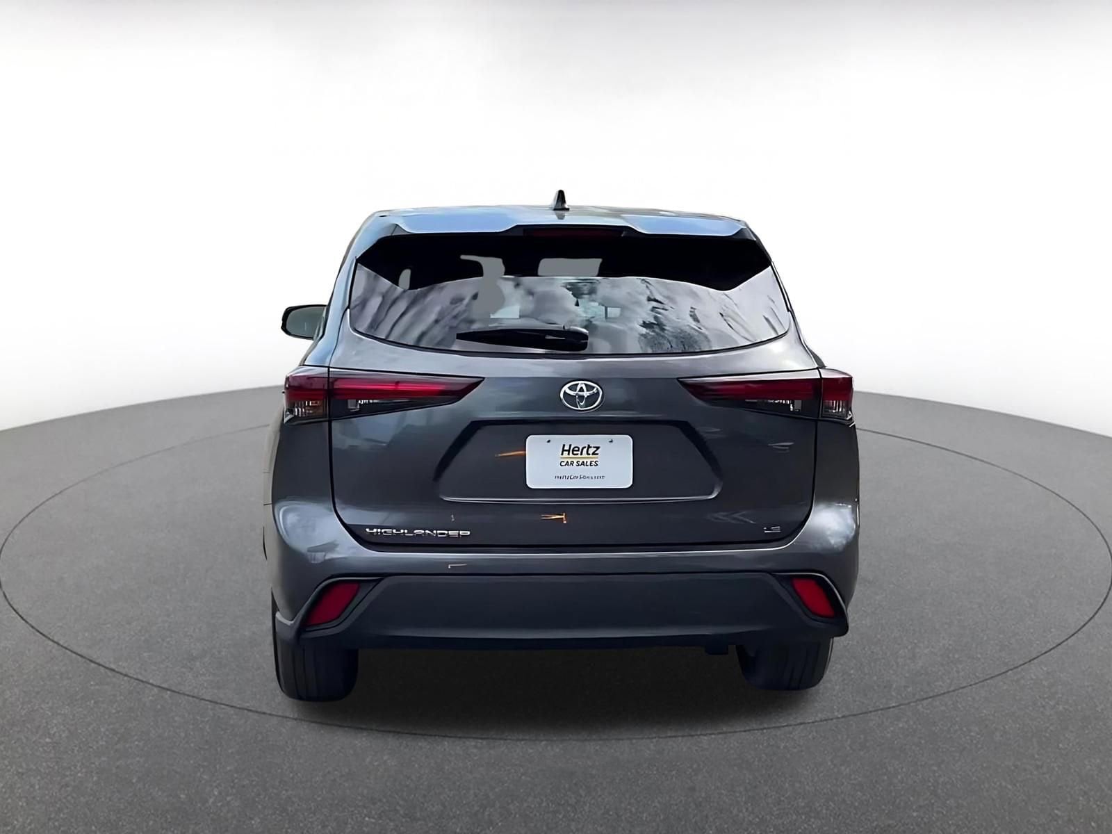 Thumbnail: 2025 Toyota Highlander - 12