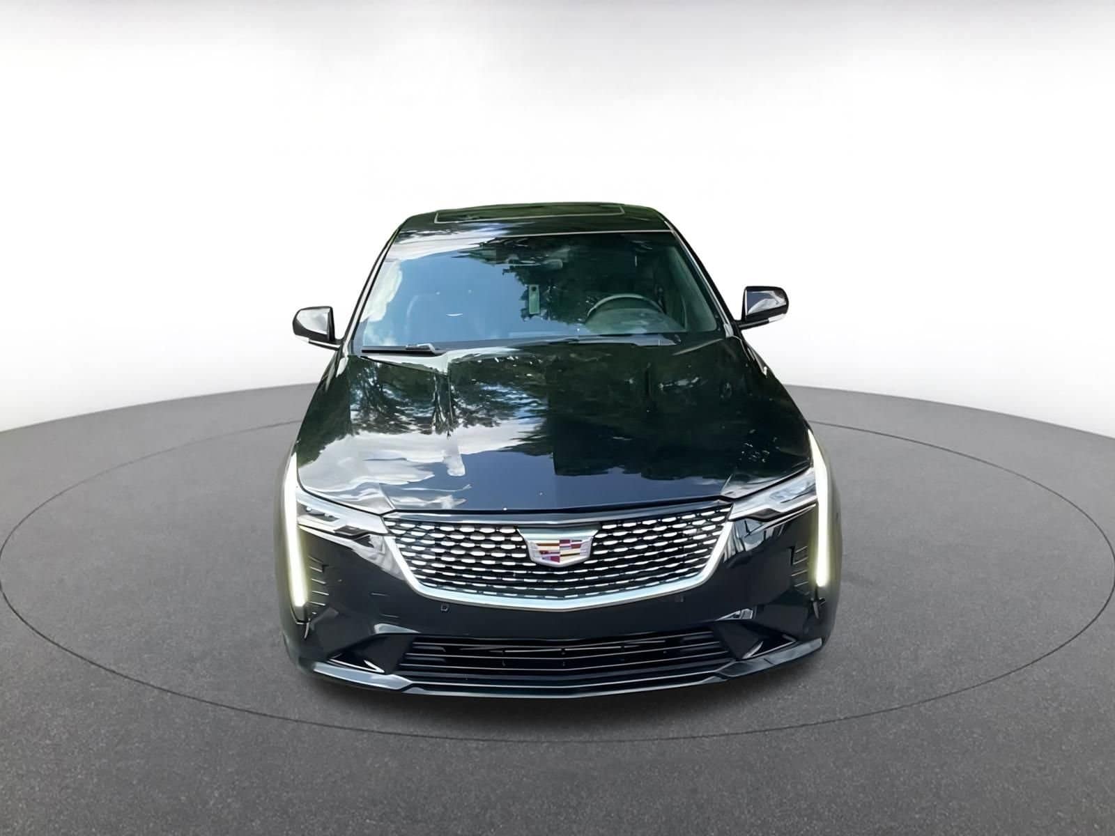 Thumbnail: 2023 Cadillac CT4 - 4