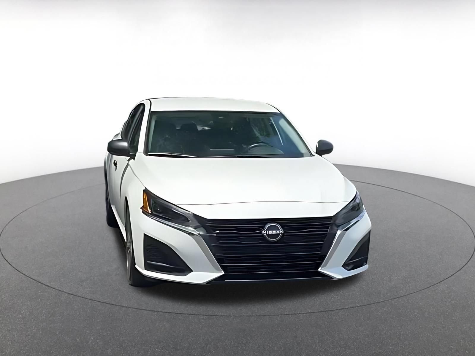Thumbnail: 2025 Nissan Altima - 16