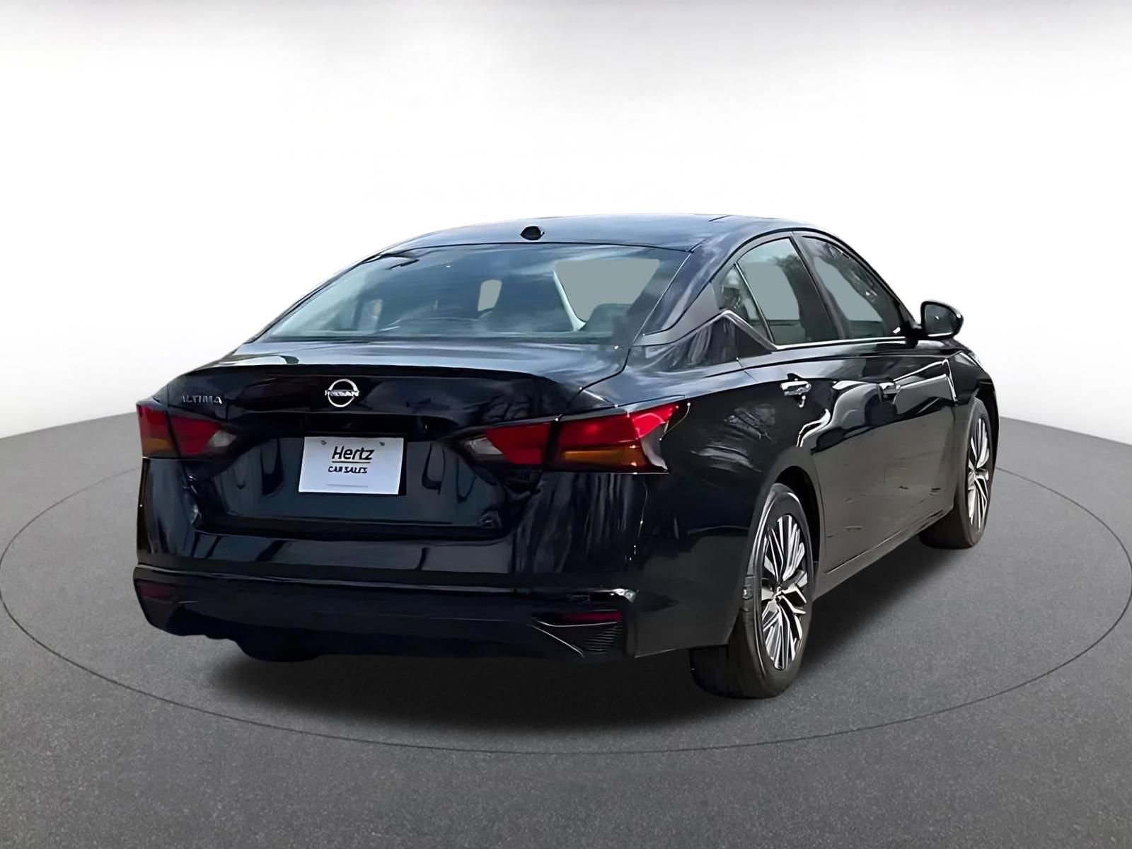 Thumbnail: 2025 Nissan Altima - 14