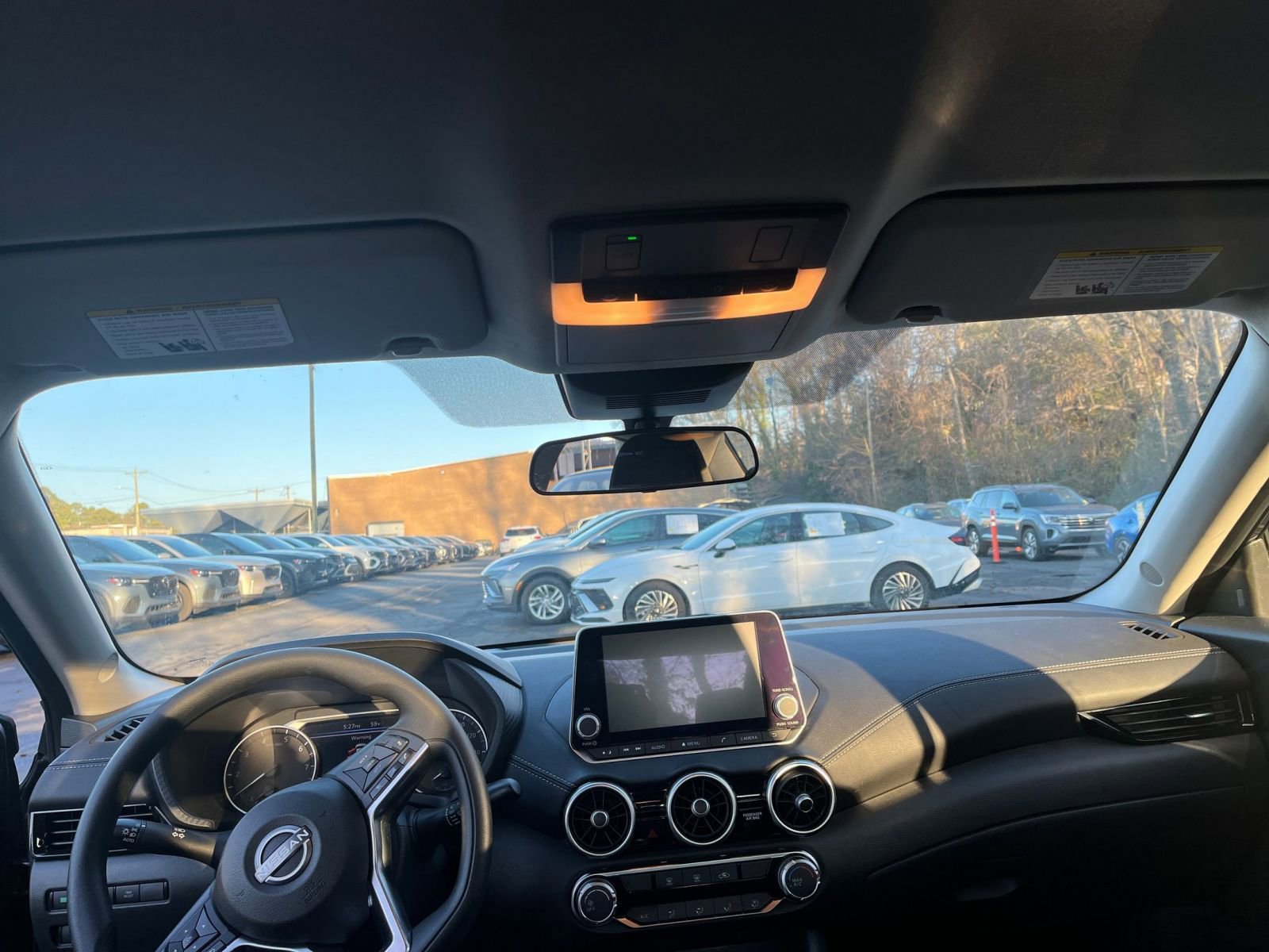 Thumbnail: 2025 Nissan Sentra - 31