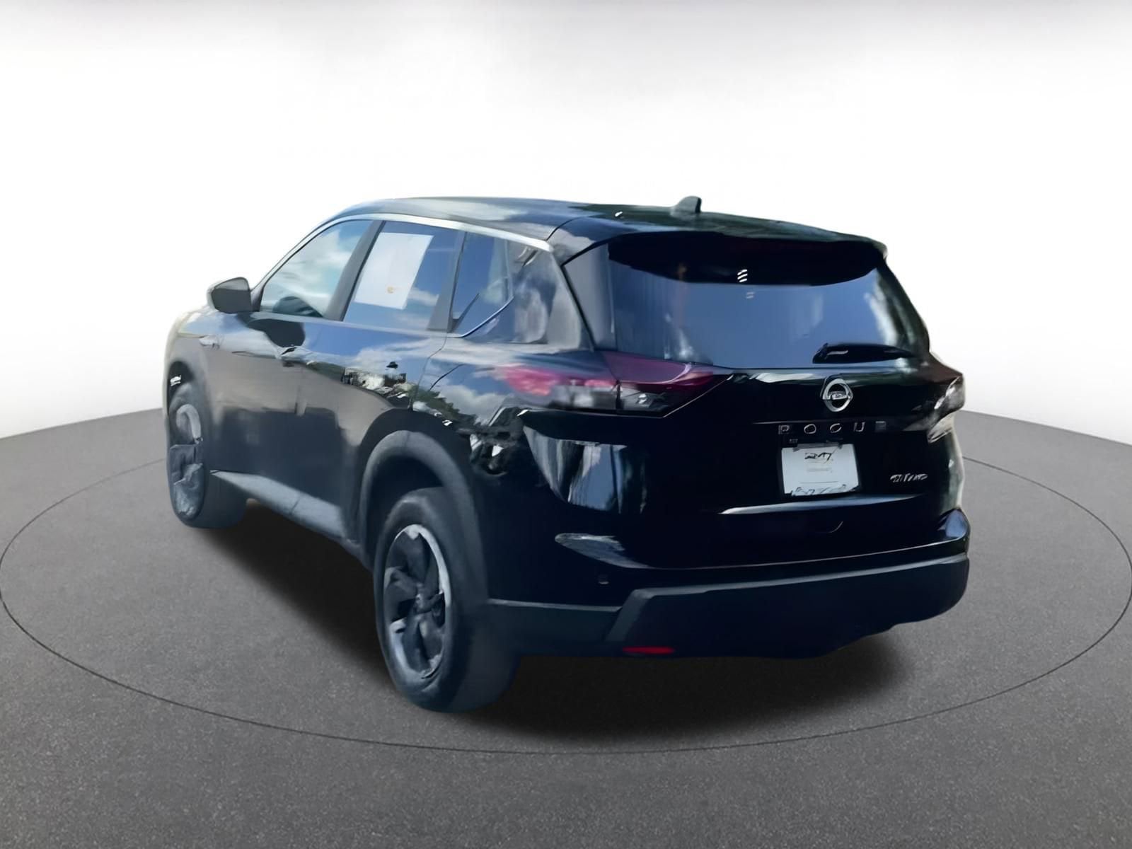 Thumbnail: 2024 Nissan Rogue - 10