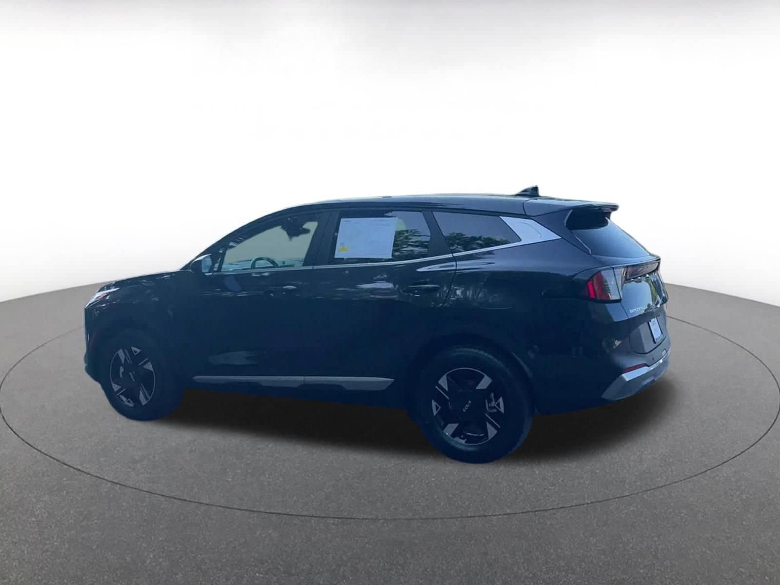 Thumbnail: 2026 Kia Sportage - 10