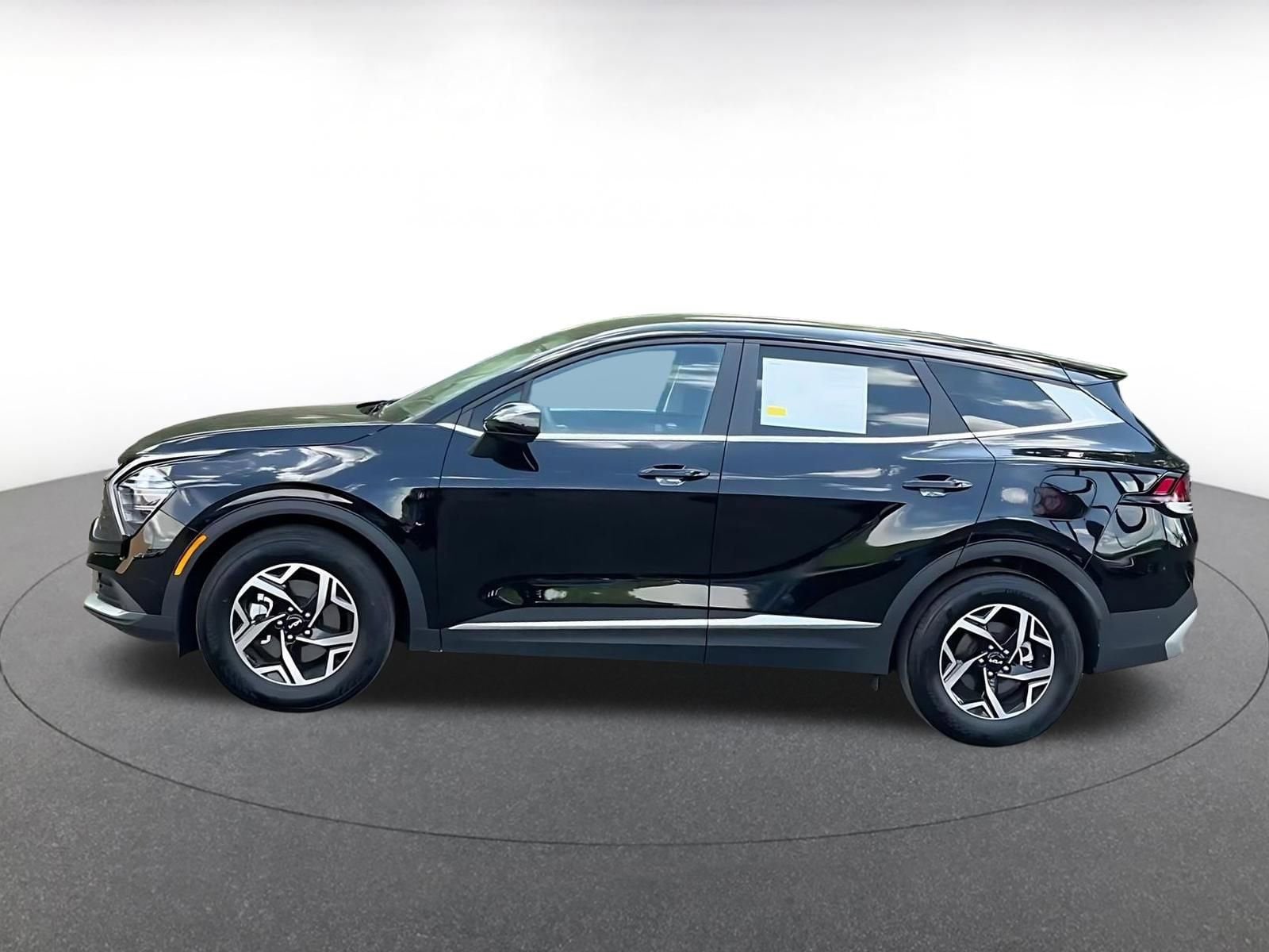 Thumbnail: 2025 Kia Sportage - 9