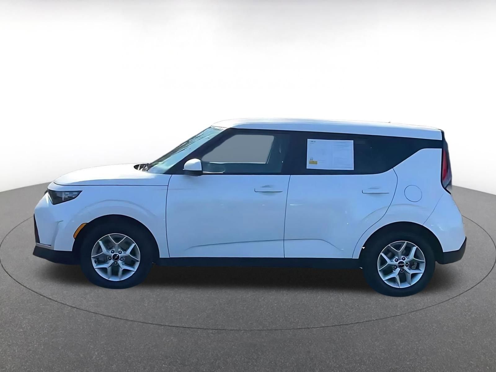 Thumbnail: 2025 Kia Soul - 8