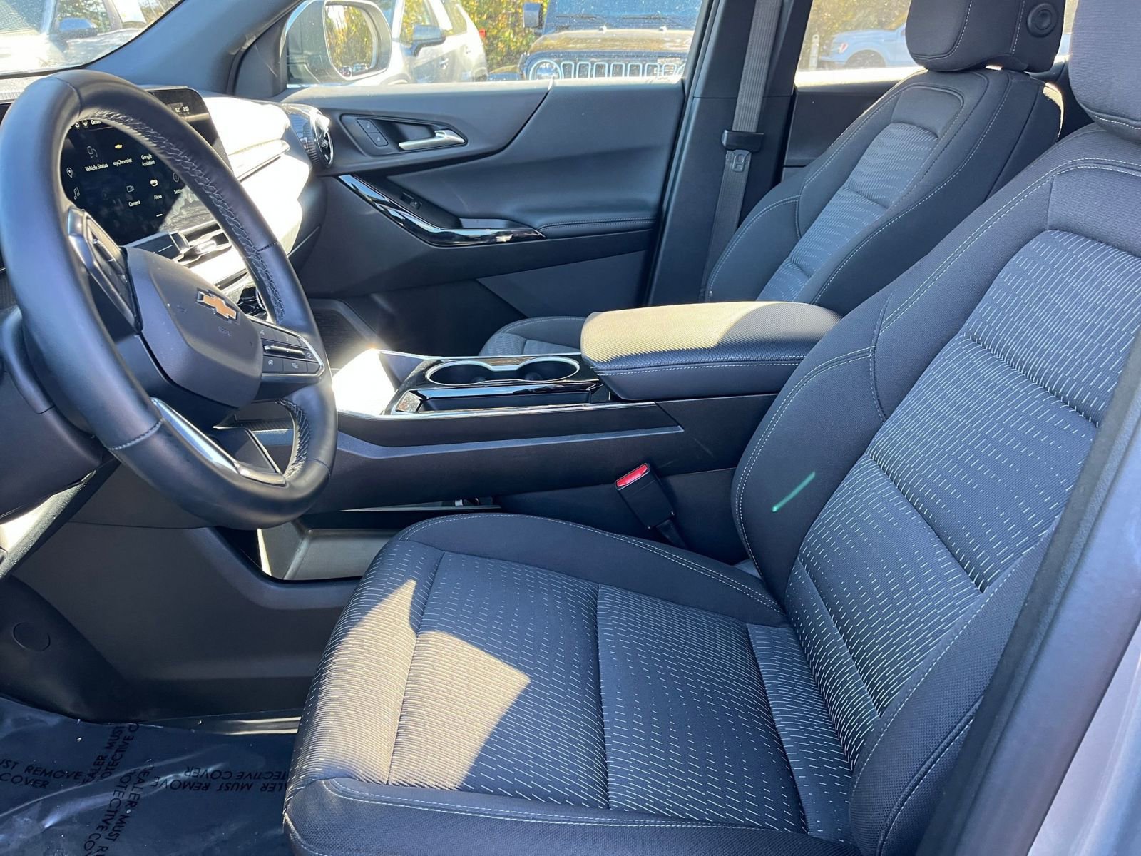 Thumbnail: 2025 Chevrolet Equinox - 23