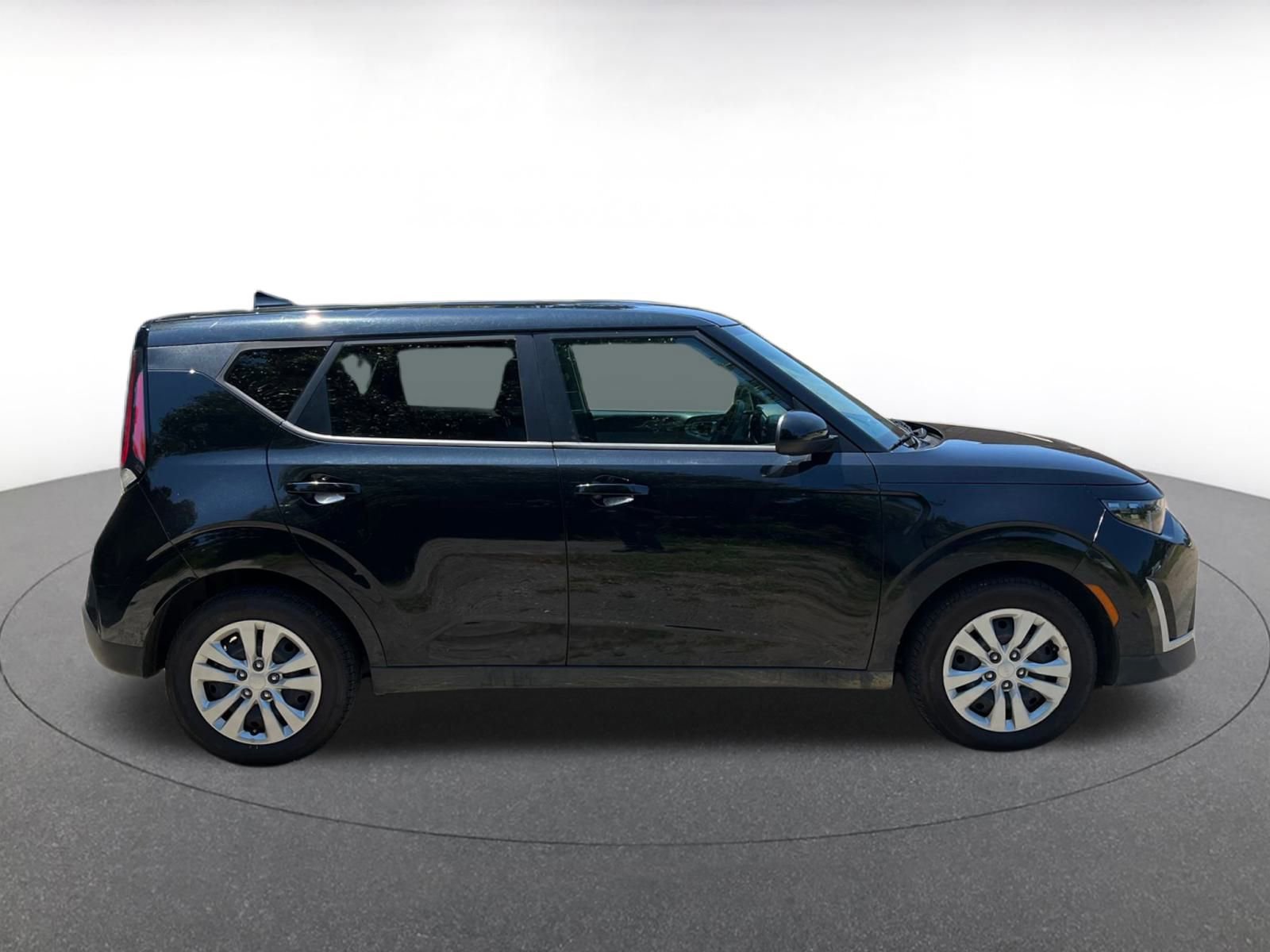 Thumbnail: 2023 Kia Soul - 17