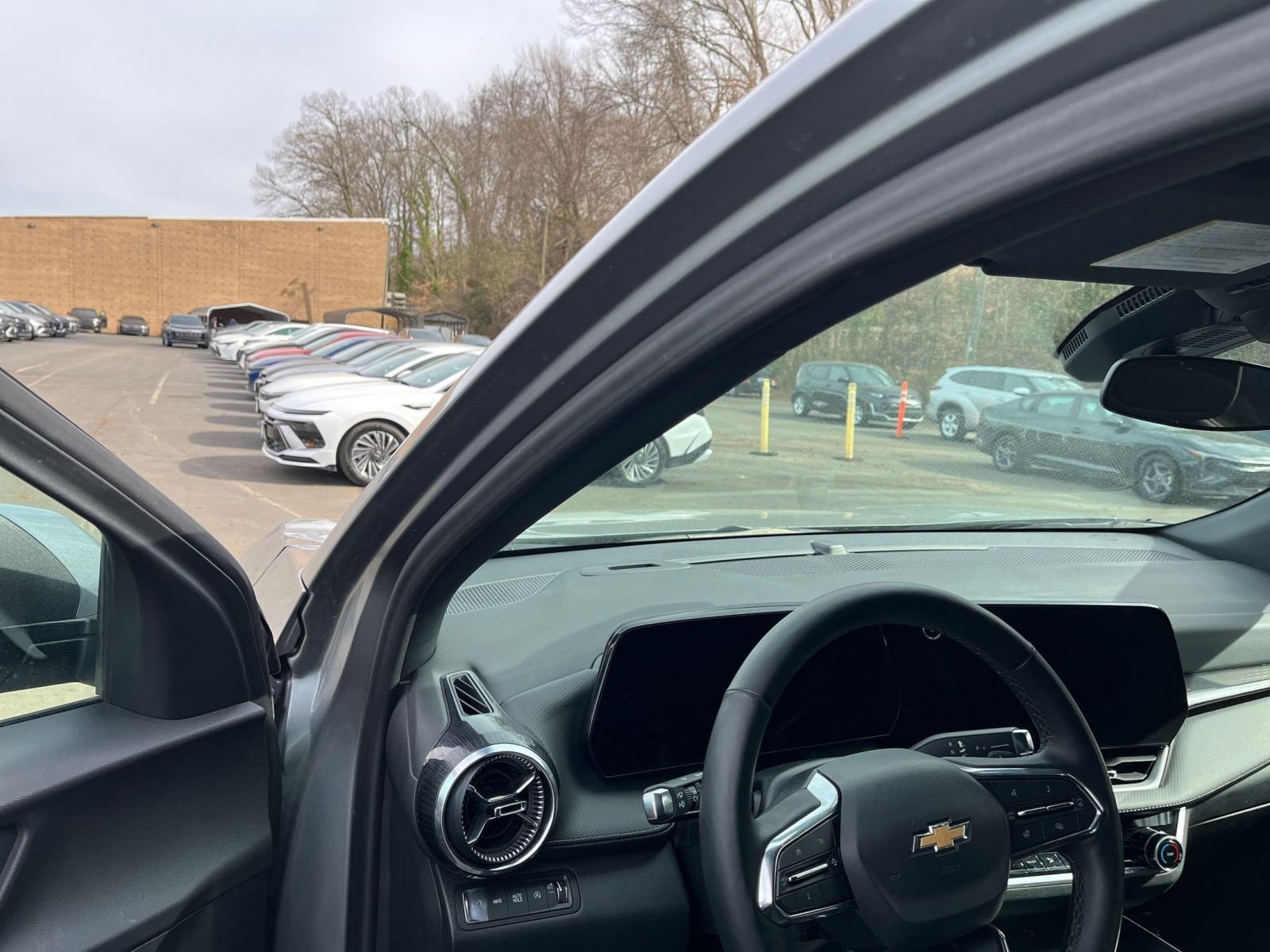 Thumbnail: 2025 Chevrolet Equinox - 34