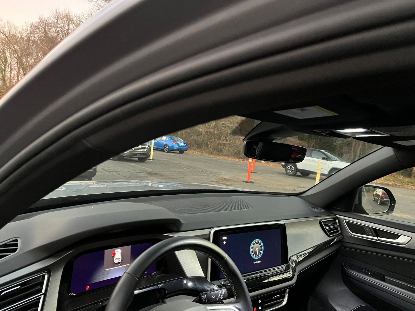 Thumbnail: 2025 Volkswagen Atlas - 33