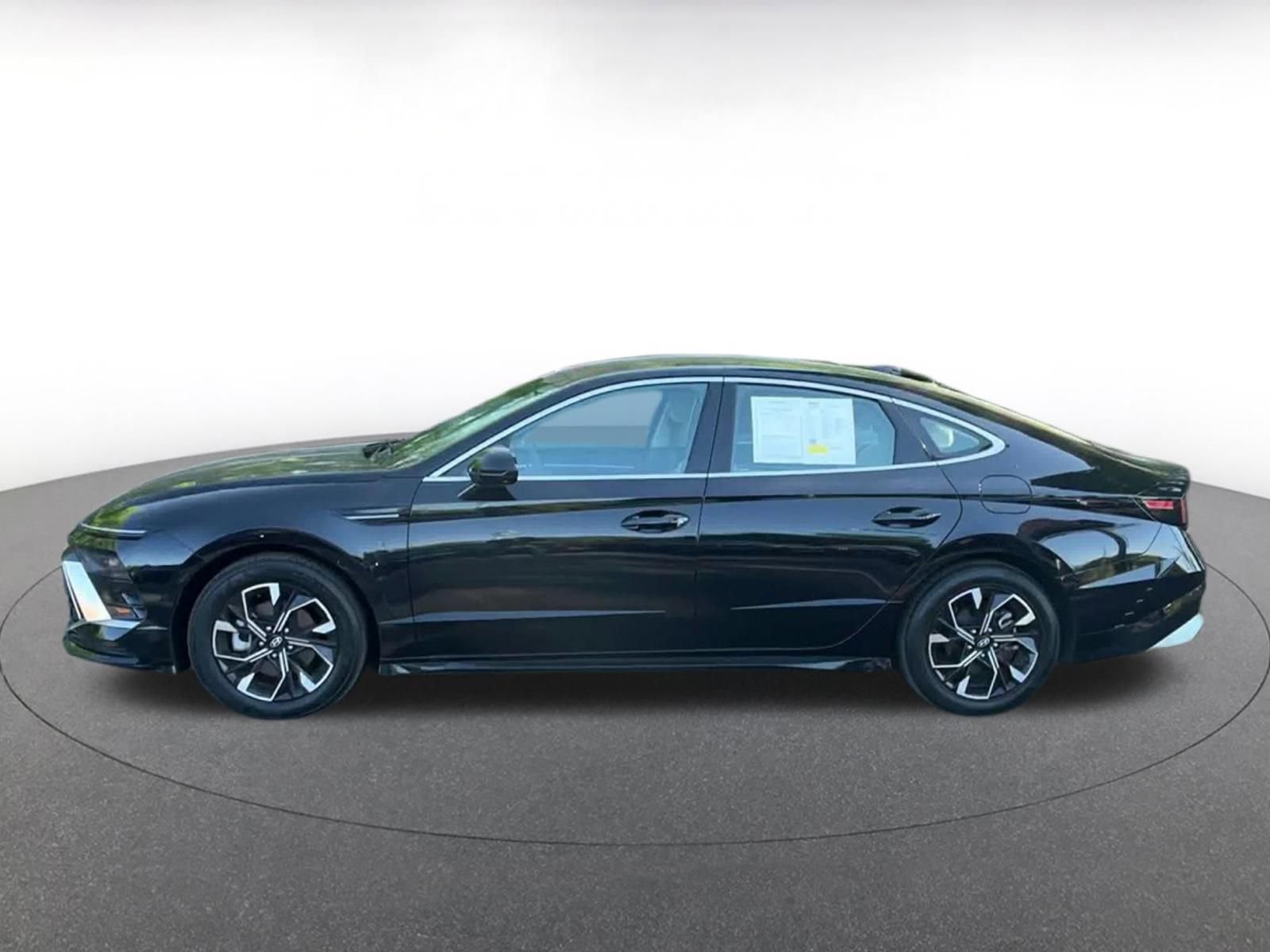 Thumbnail: 2025 Hyundai Sonata - 9