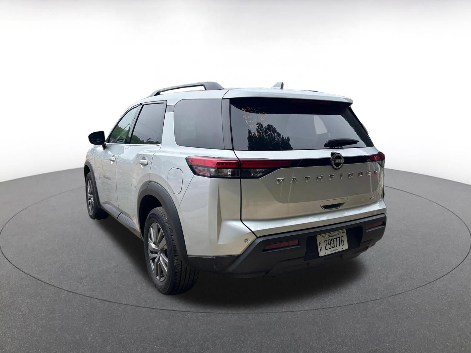 Thumbnail: 2025 Nissan Pathfinder - 10