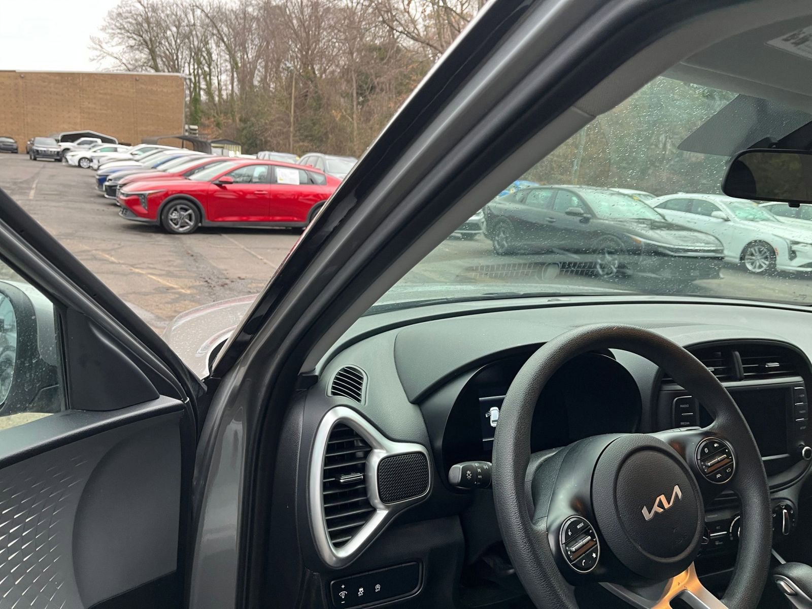 Thumbnail: 2025 Kia Soul - 32