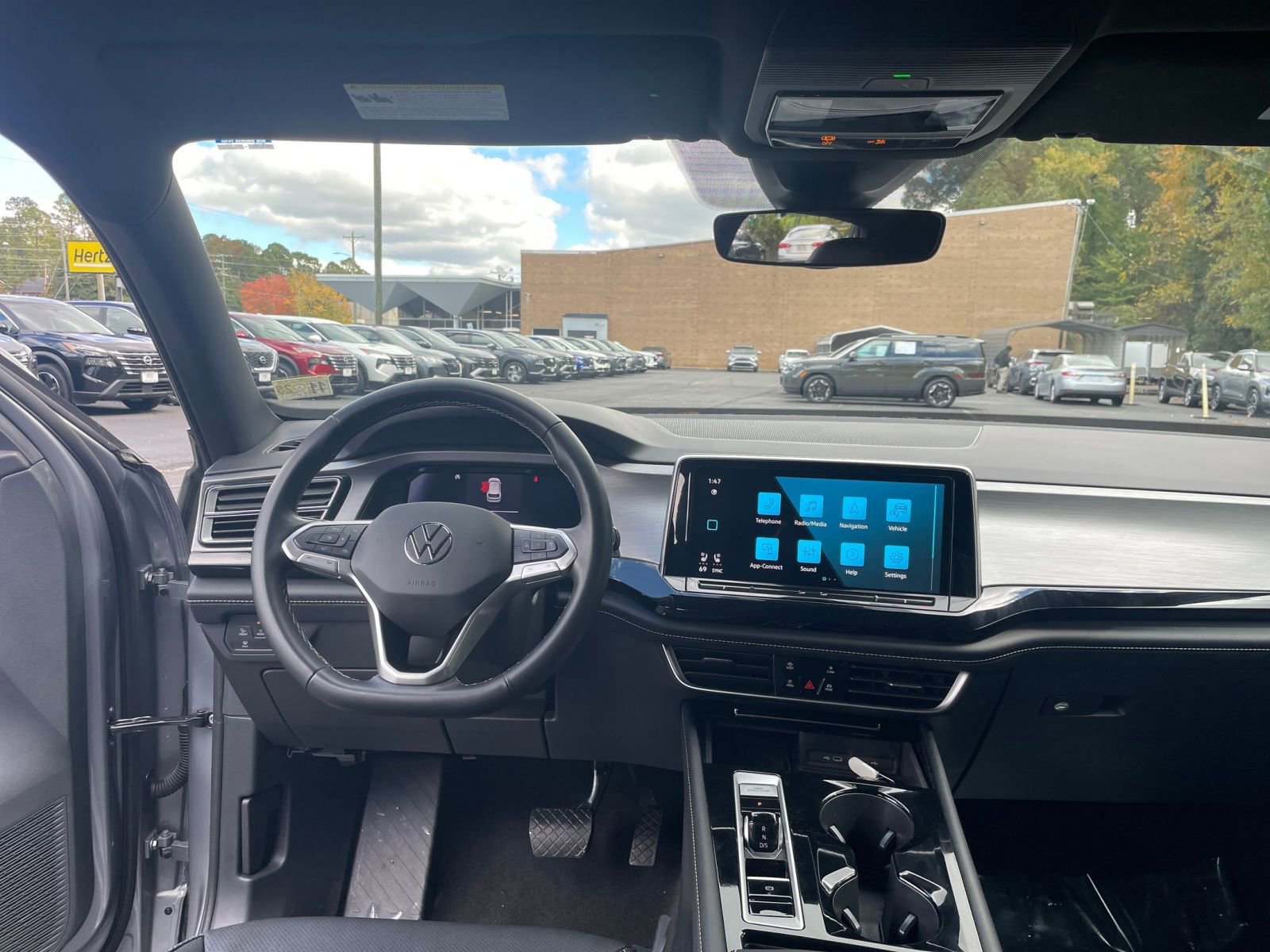 Thumbnail: 2025 Volkswagen Atlas - 30