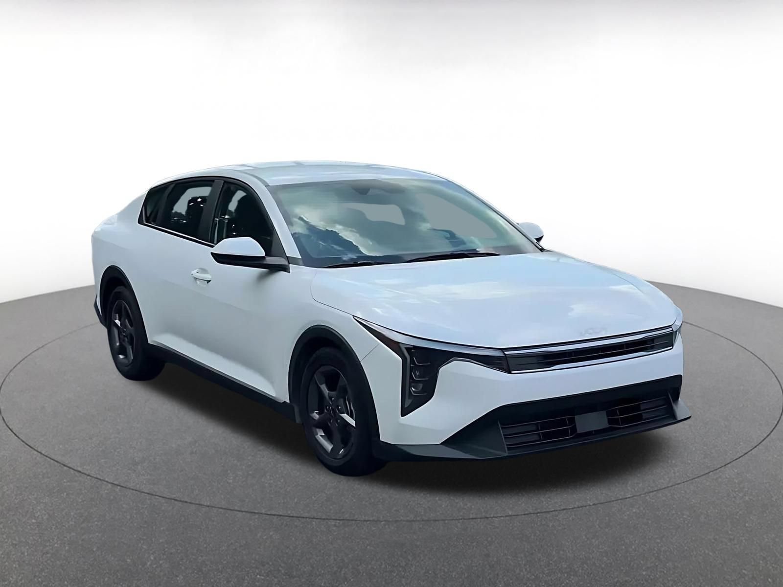 Thumbnail: 2025 Kia K4 - 3