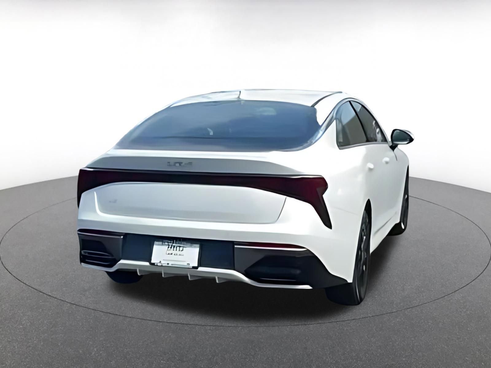 Thumbnail: 2025 Kia K5 - 12