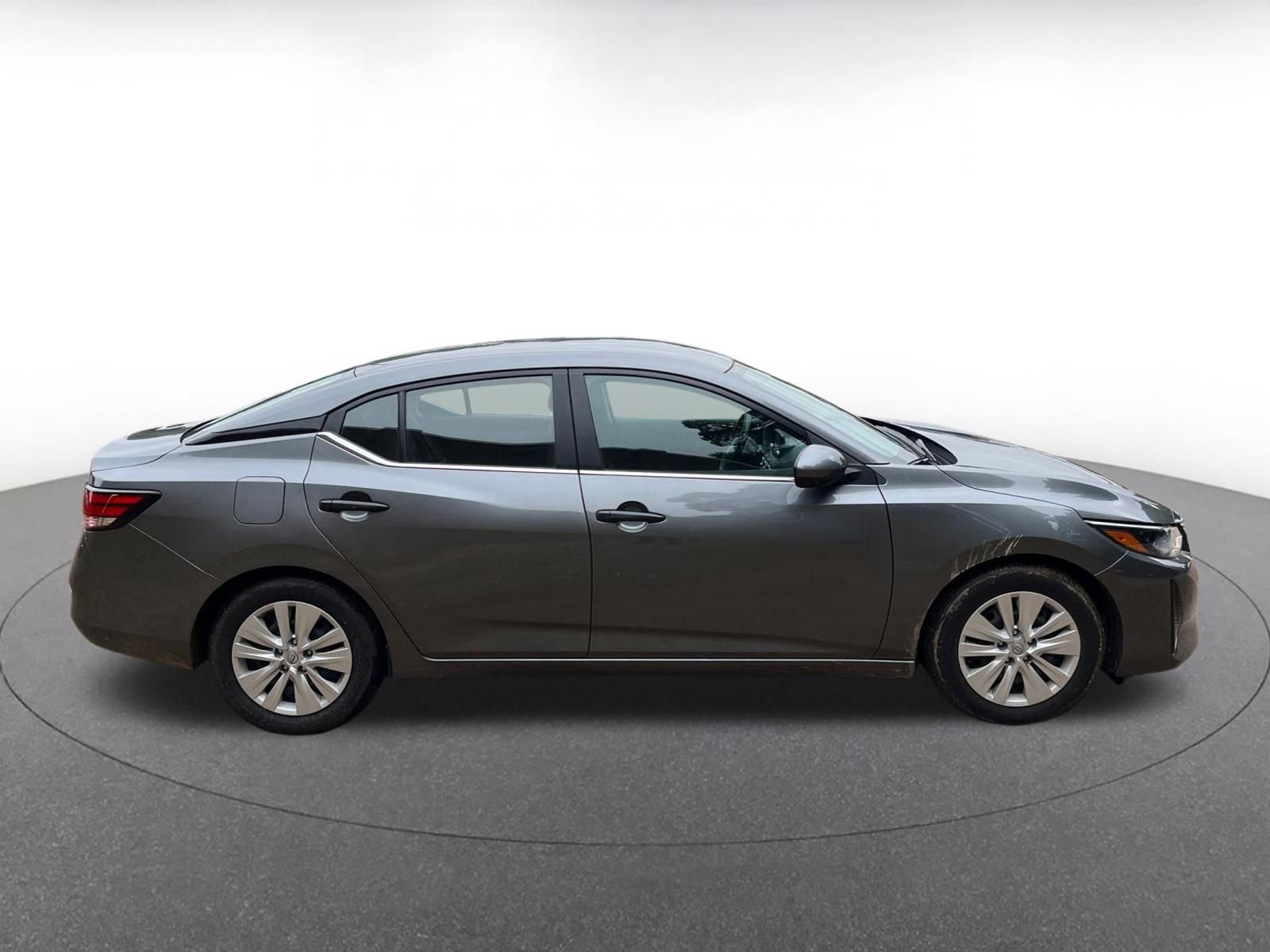 Thumbnail: 2024 Nissan Sentra - 2