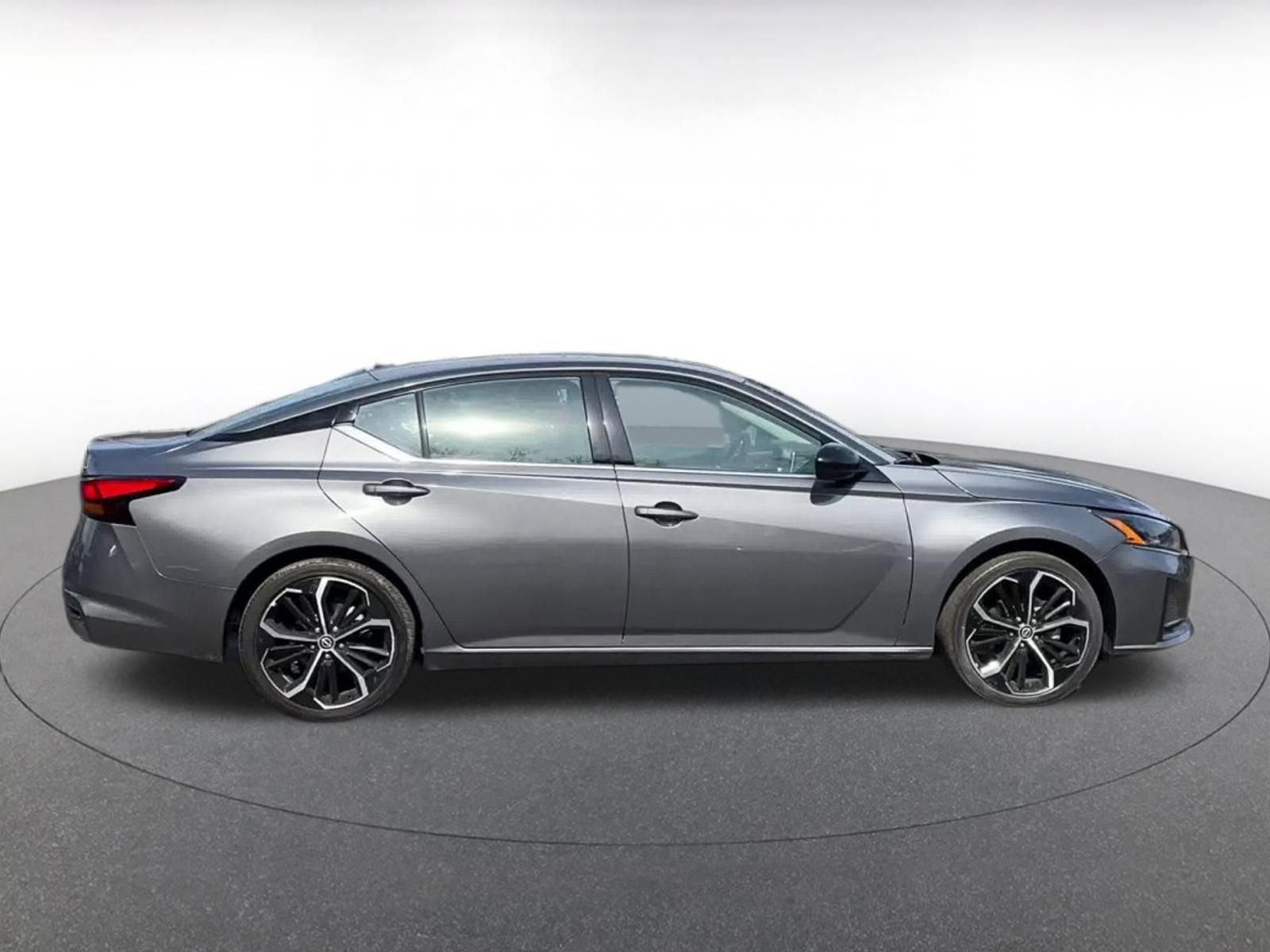 Thumbnail: 2025 Nissan Altima - 16