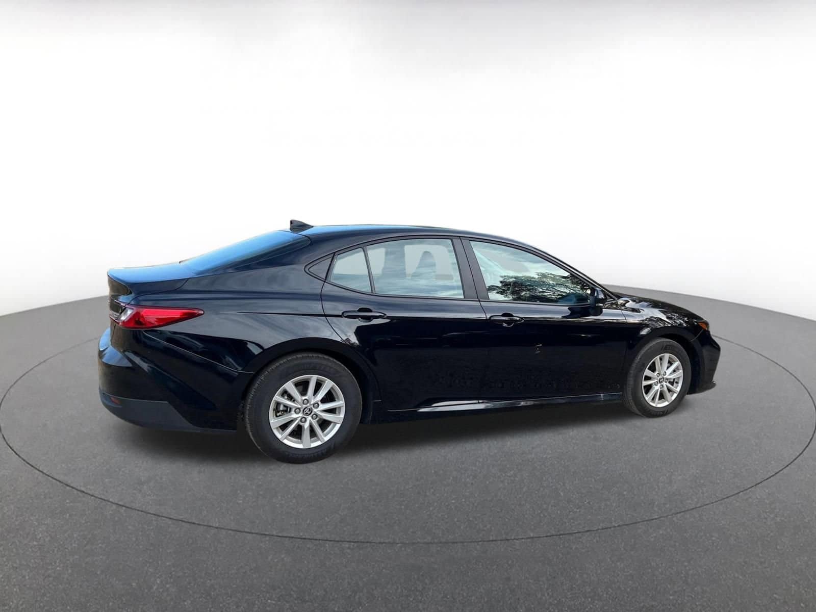 Thumbnail: 2025 Toyota Camry - 12