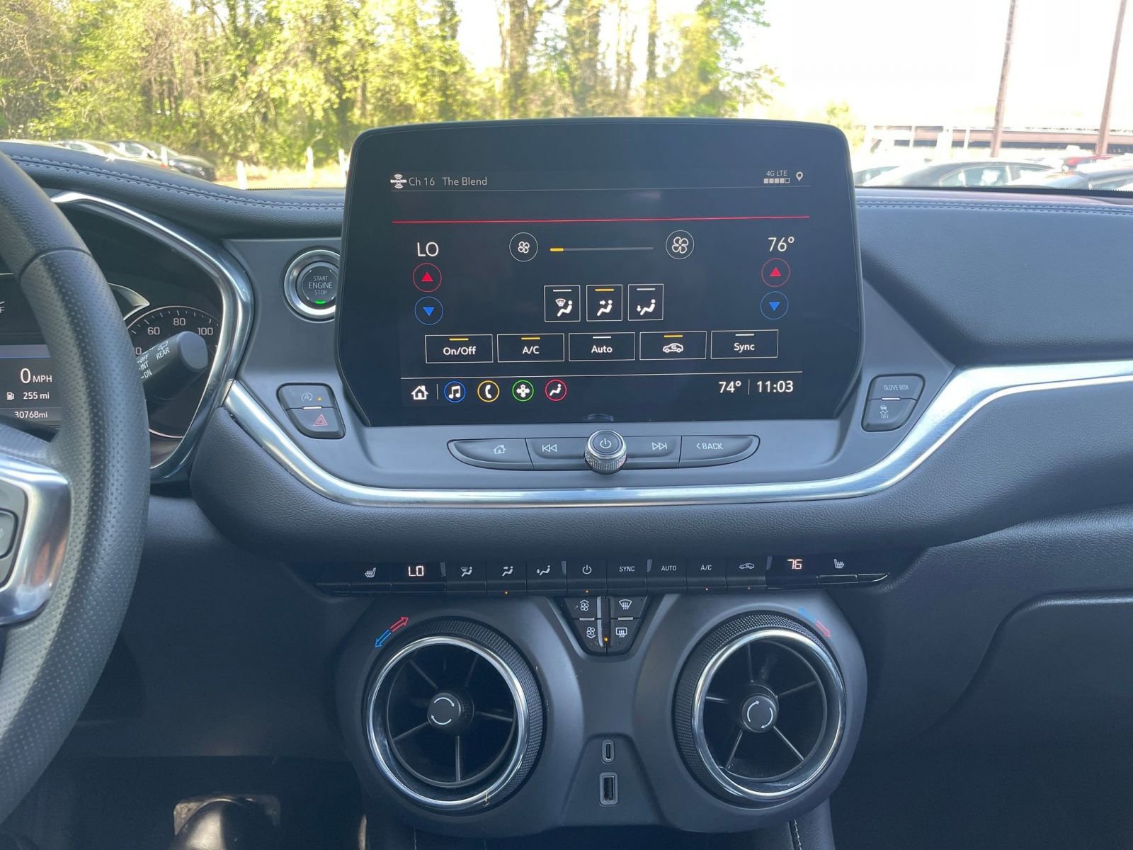 Thumbnail: 2025 Chevrolet Blazer - 17