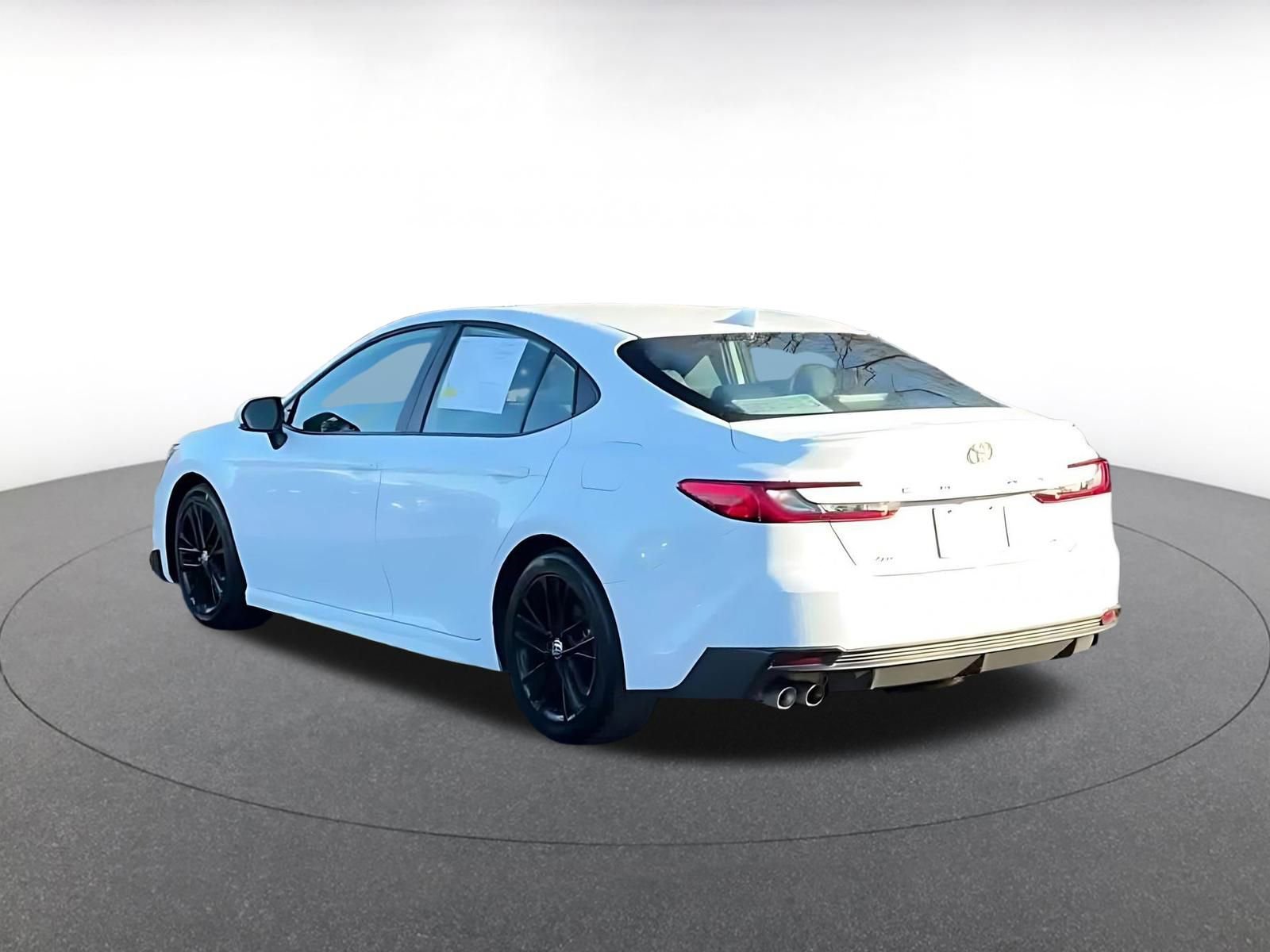 Thumbnail: 2025 Toyota Camry - 11