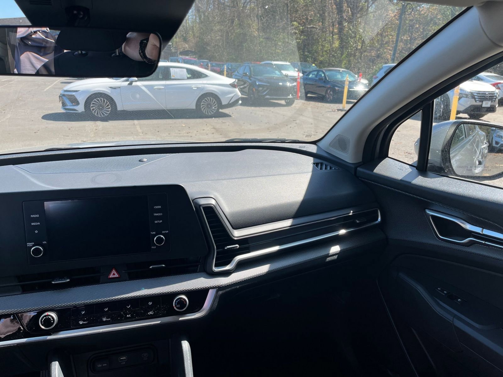 Thumbnail: 2025 Kia Sportage - 34