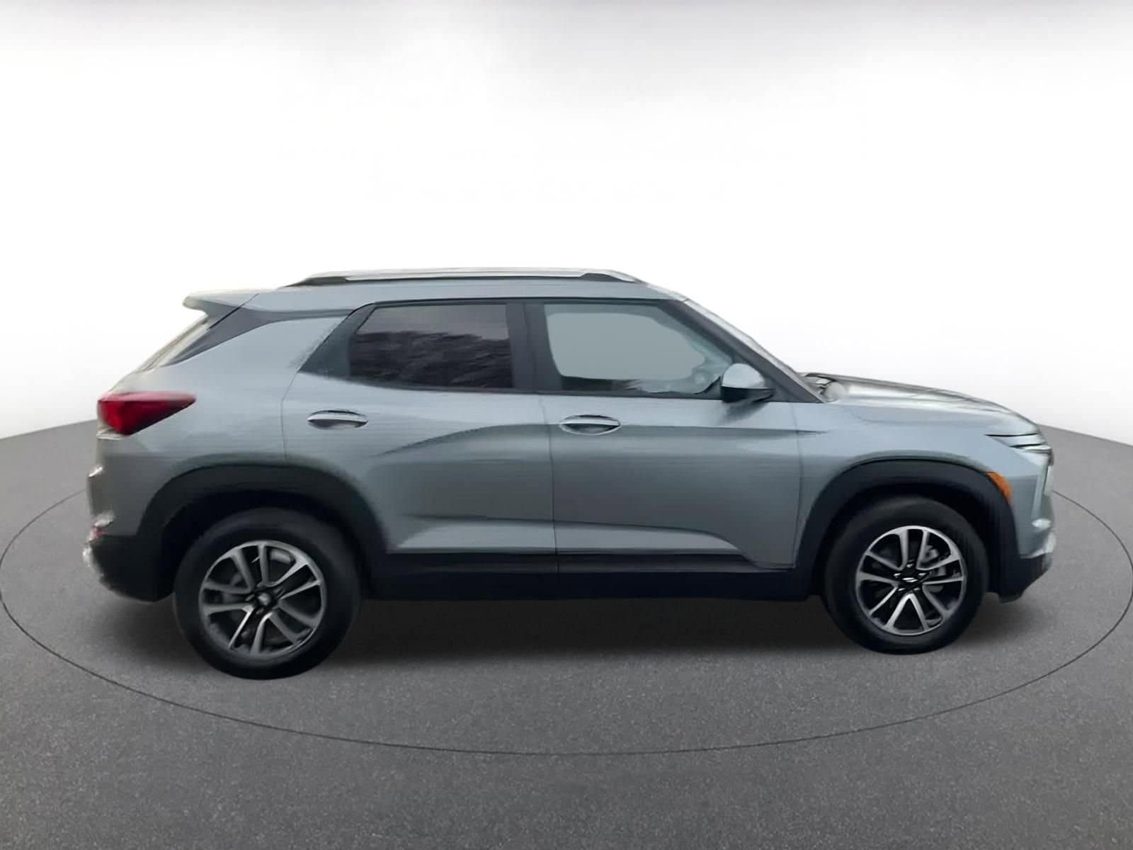 Thumbnail: 2025 Chevrolet TrailBlazer - 16