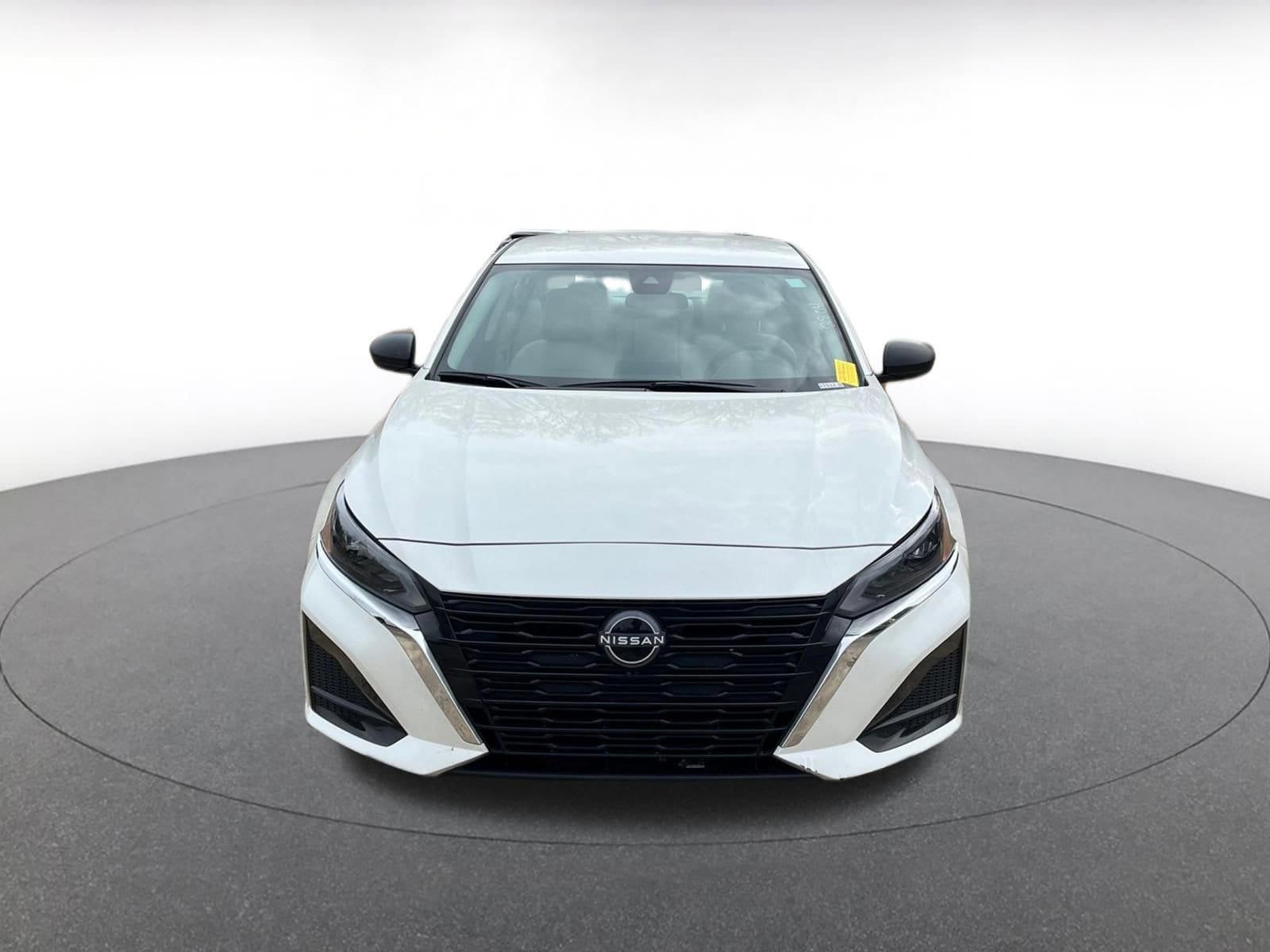 Thumbnail: 2025 Nissan Altima - 3