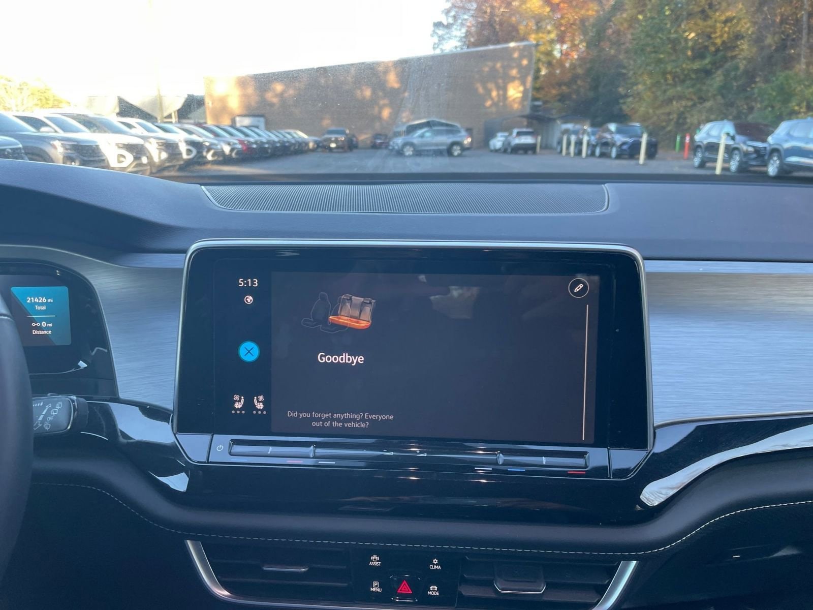 Thumbnail: 2025 Volkswagen Atlas - 18