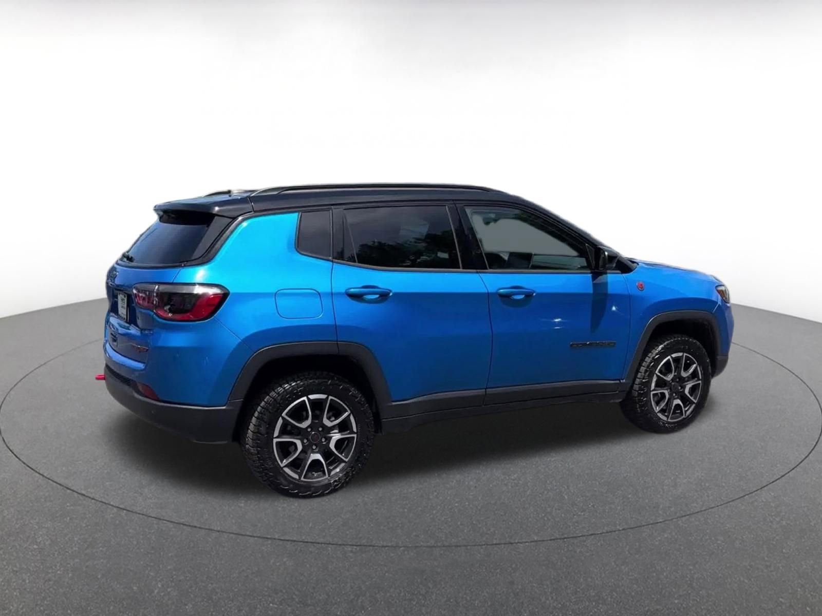 Thumbnail: 2025 Jeep Compass - 15