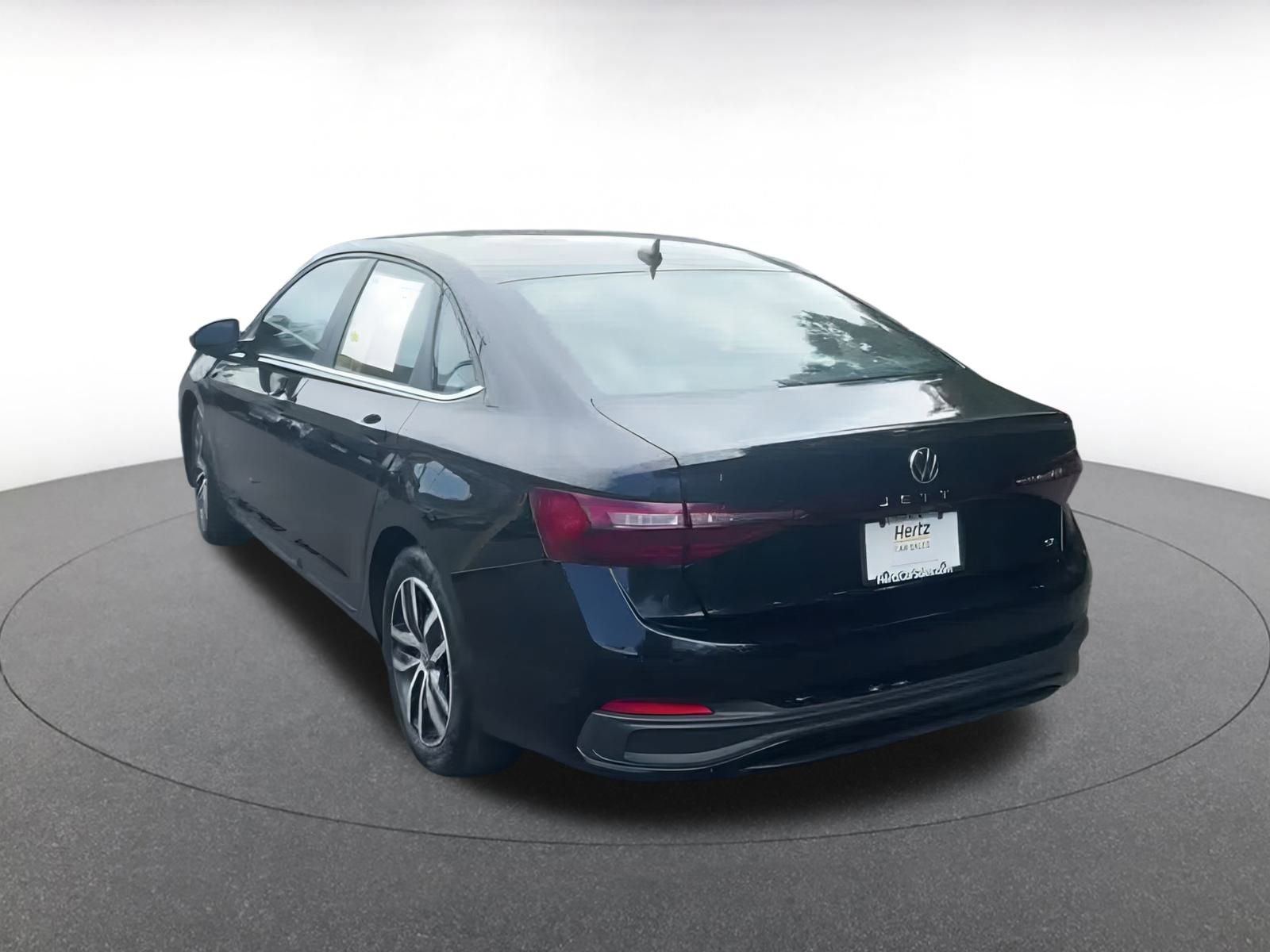 Thumbnail: 2025 Volkswagen Jetta - 12