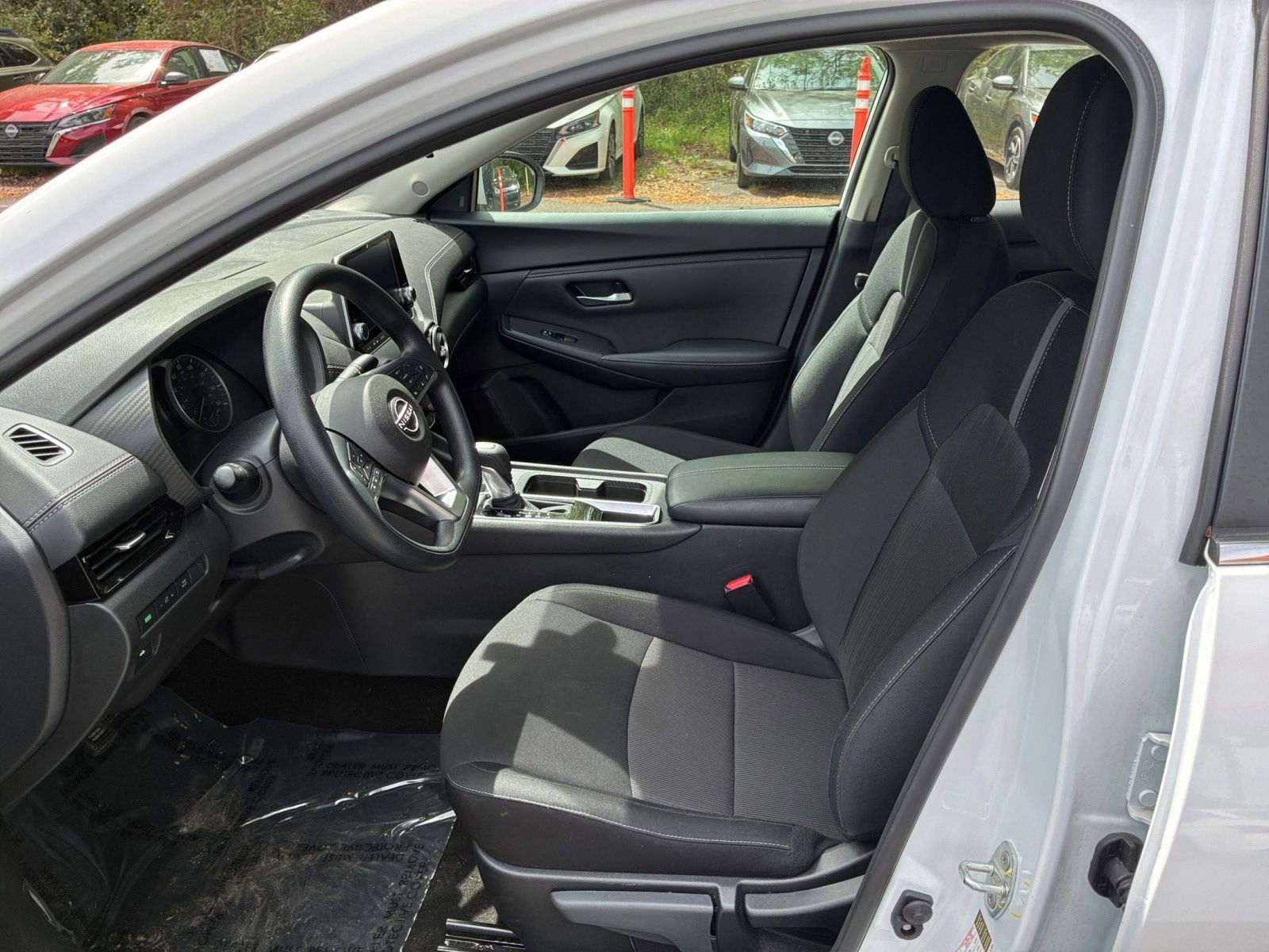 Thumbnail: 2025 Nissan Sentra - 24