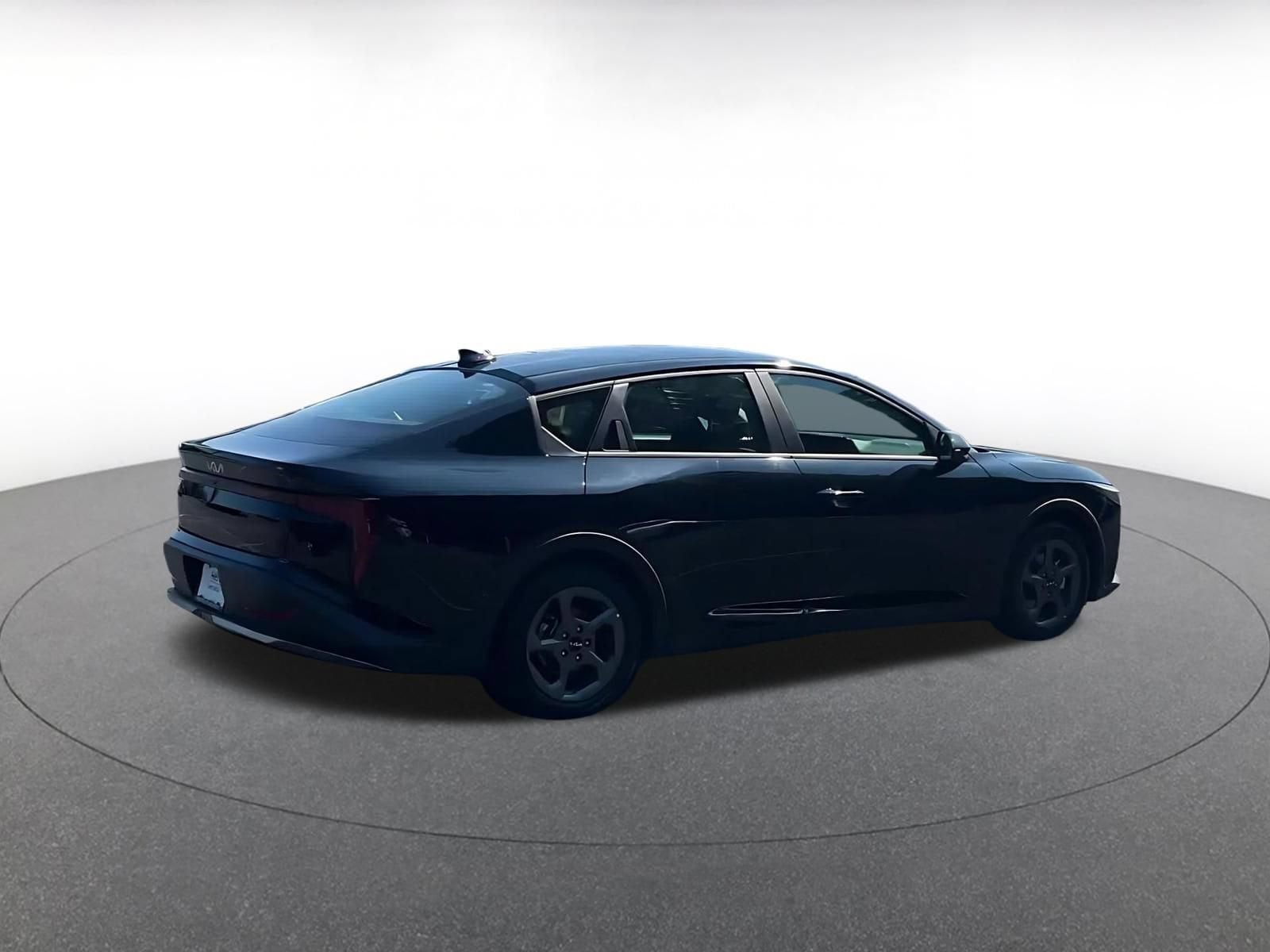 Thumbnail: 2025 Kia K4 - 14
