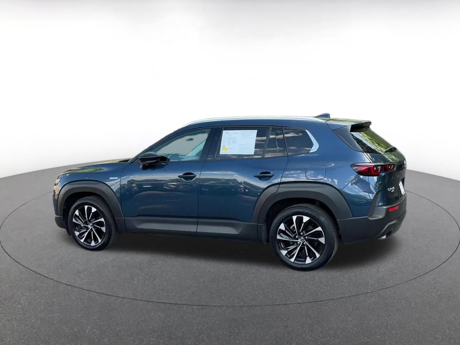 Thumbnail: 2025 Mazda CX-50 - 9