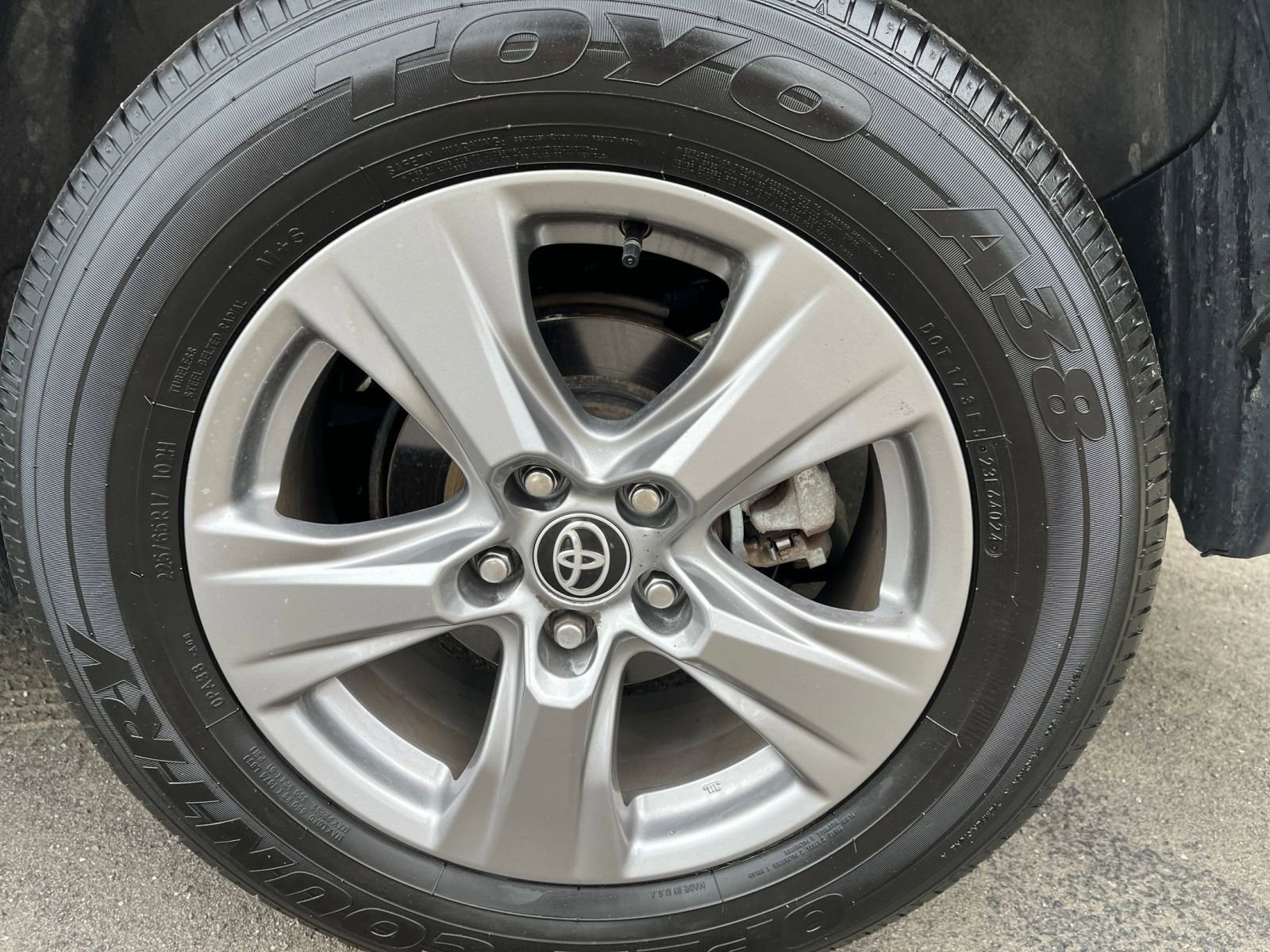 Thumbnail: 2025 Toyota RAV4 - 25