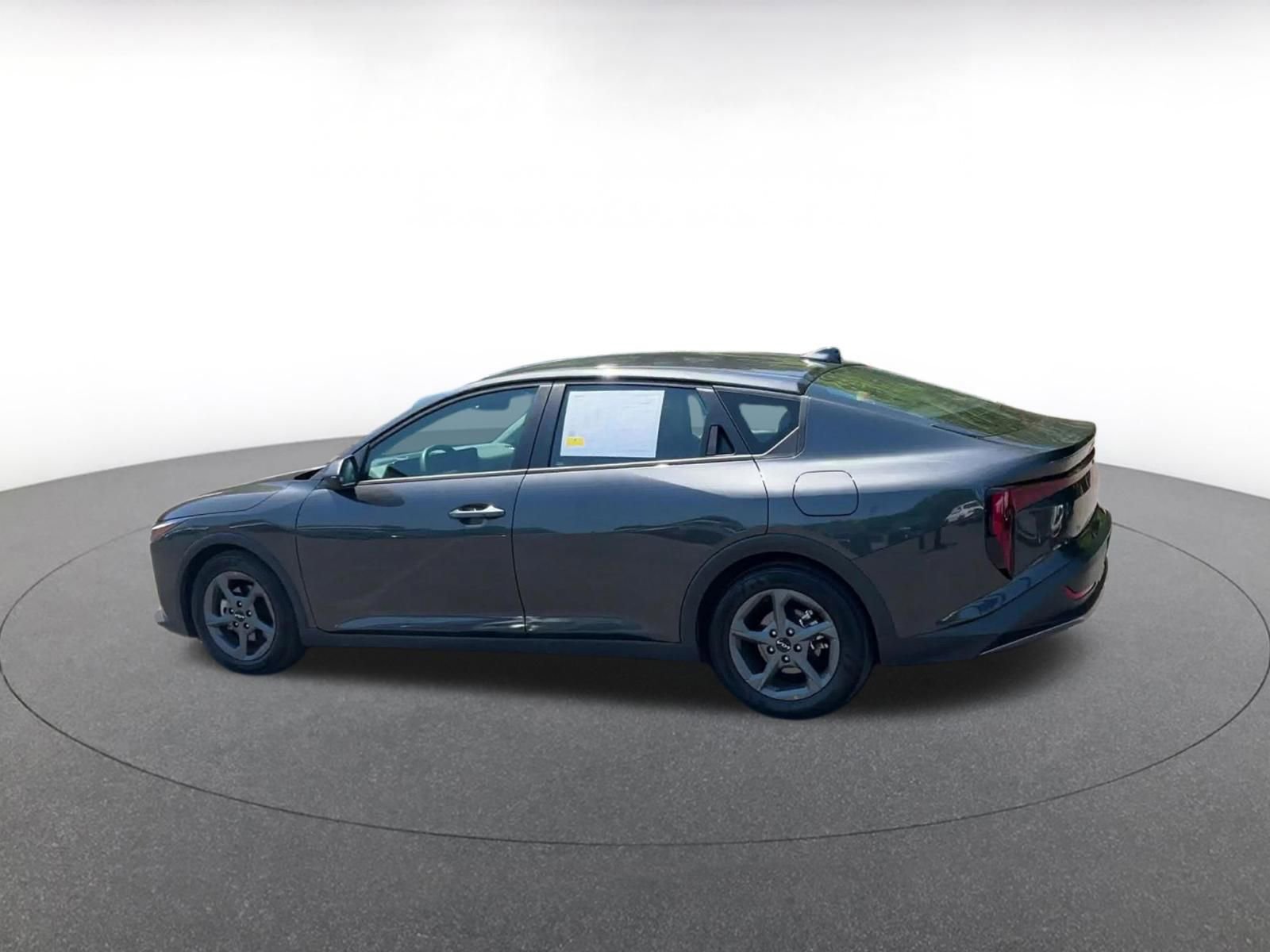 Thumbnail: 2025 Kia K4 - 10