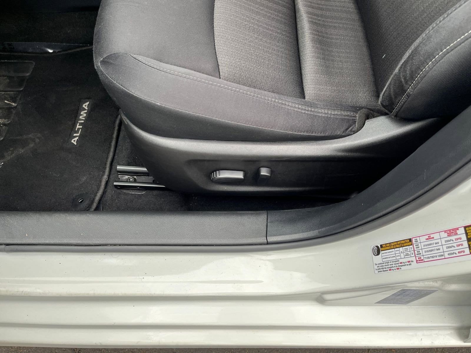 Thumbnail: 2025 Nissan Altima - 23