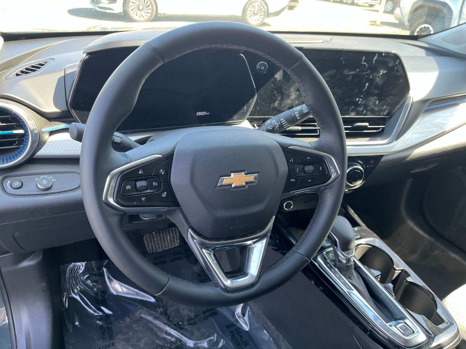 Thumbnail: 2025 Chevrolet Trax - 27