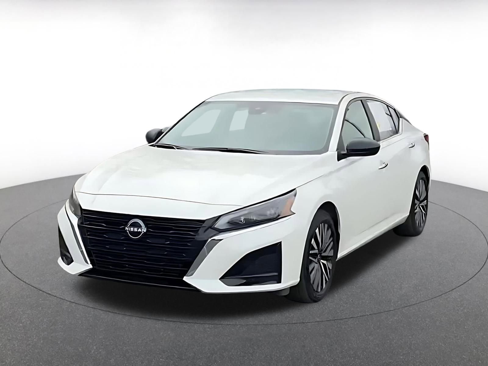 Thumbnail: 2025 Nissan Altima - 7