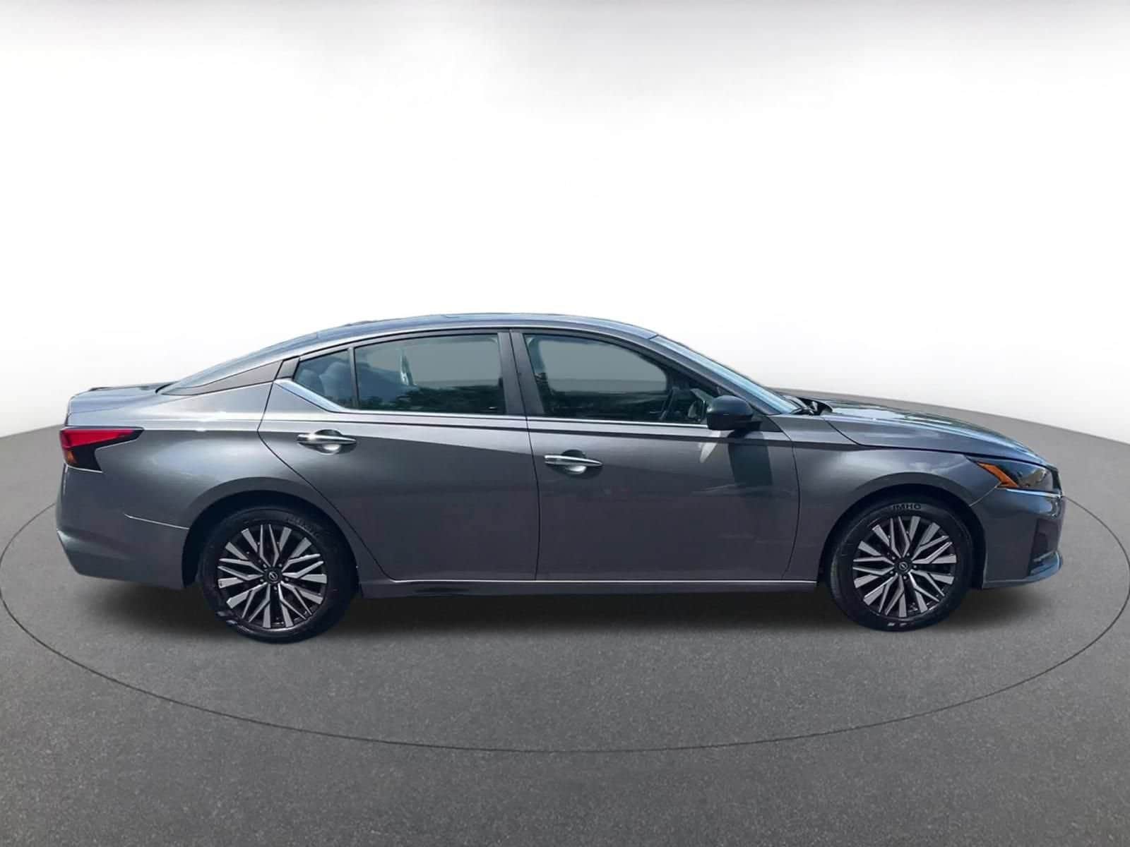 Thumbnail: 2025 Nissan Altima - 16